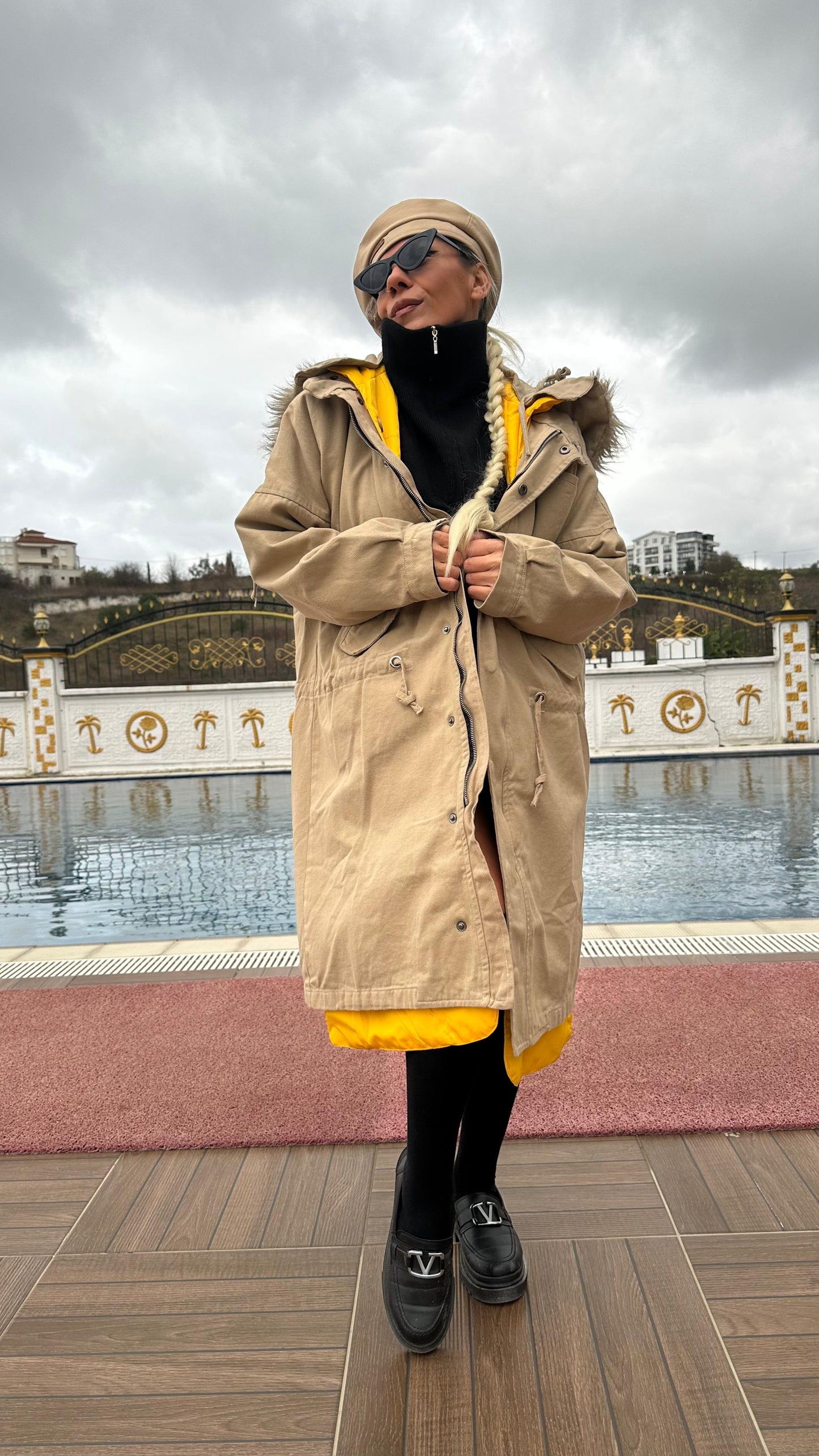 NuNu By Noir Bej Tüylü Kapüşonlu Oversize Gabardin Mont