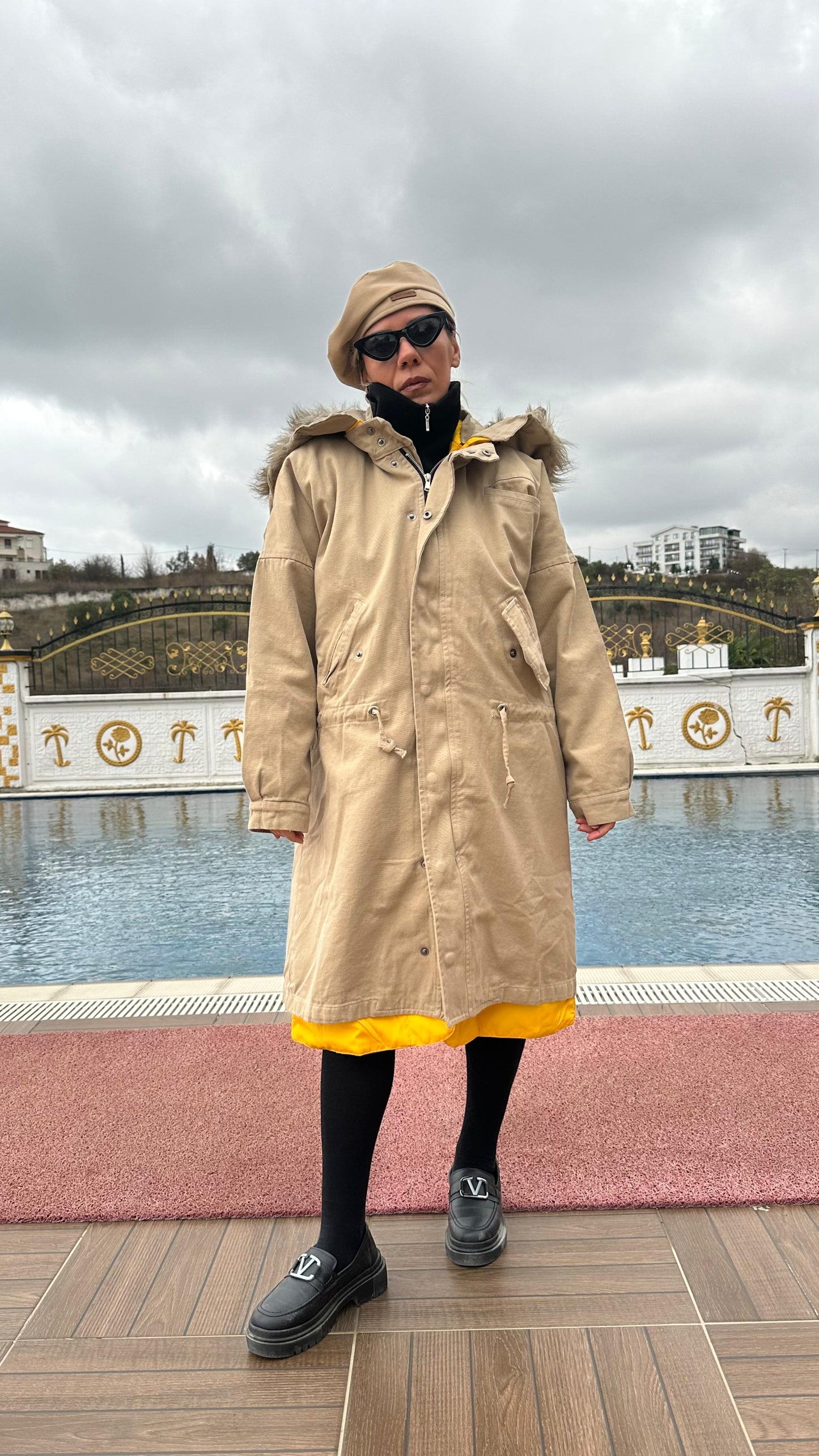 NuNu By Noir Bej Tüylü Kapüşonlu Oversize Gabardin Mont