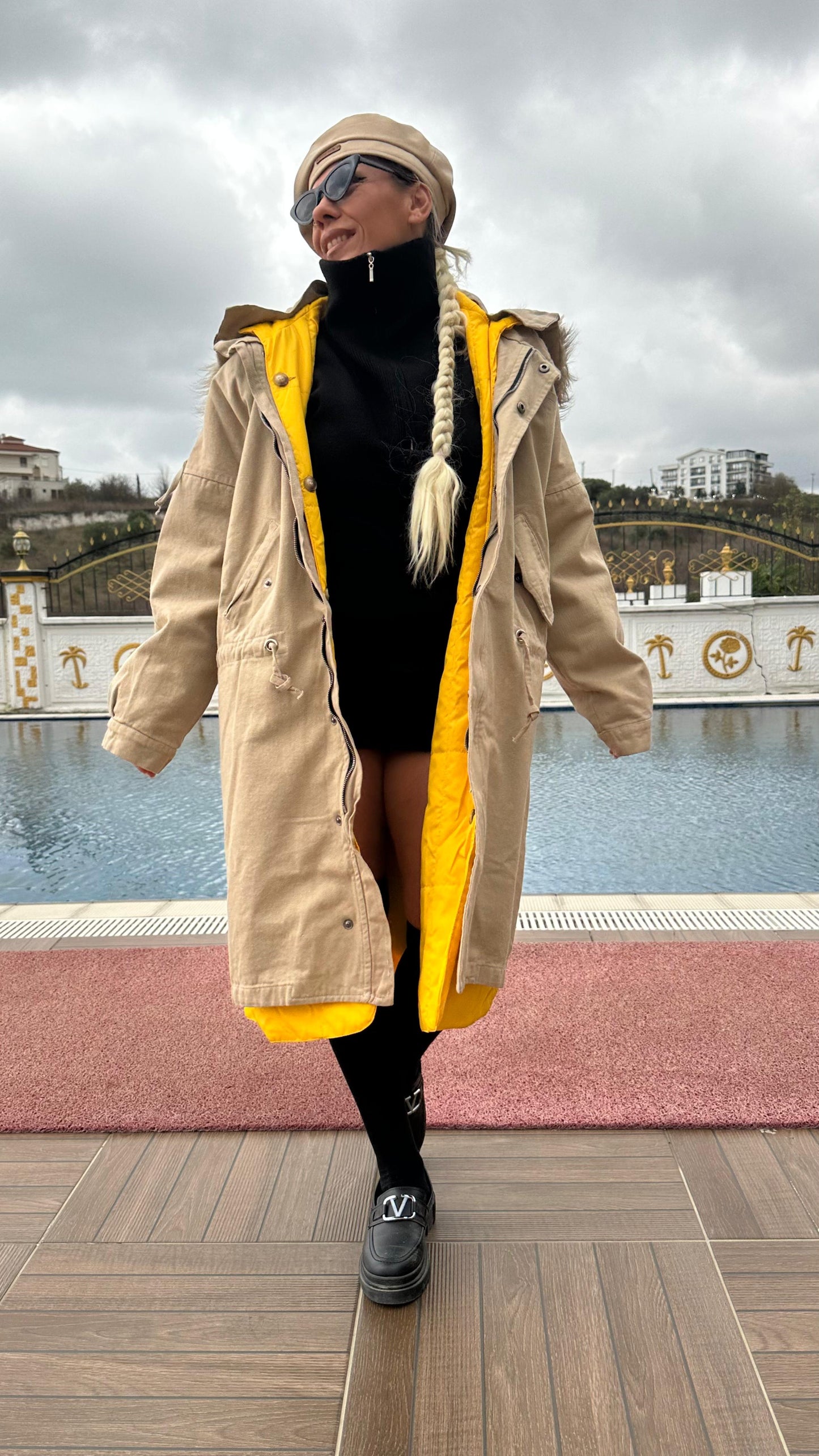 NuNu By Noir Bej Tüylü Kapüşonlu Oversize Gabardin Mont