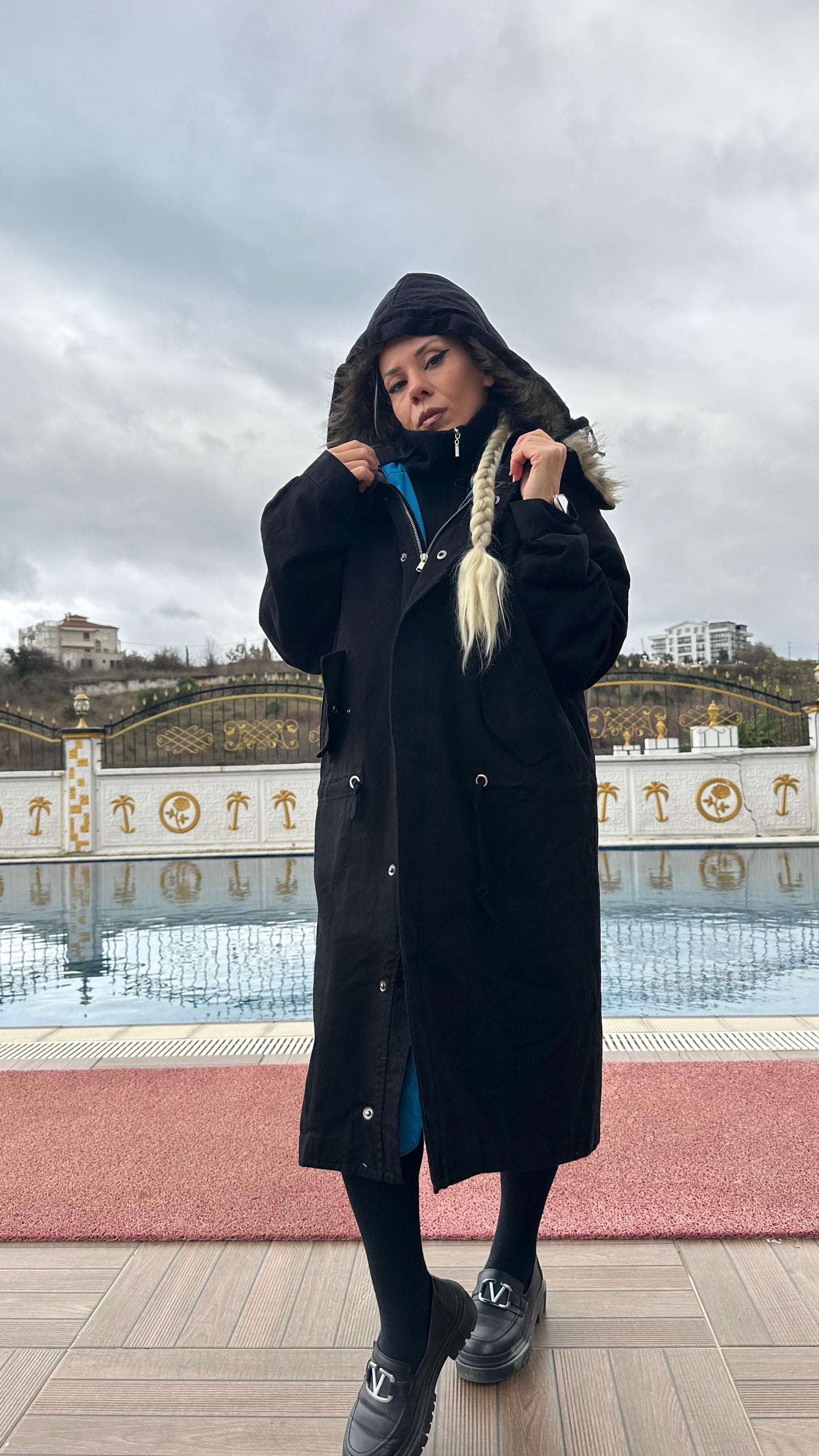 NuNu By Noir Siyah Tüylü Kapüşonlu Oversize Gabardin Mont