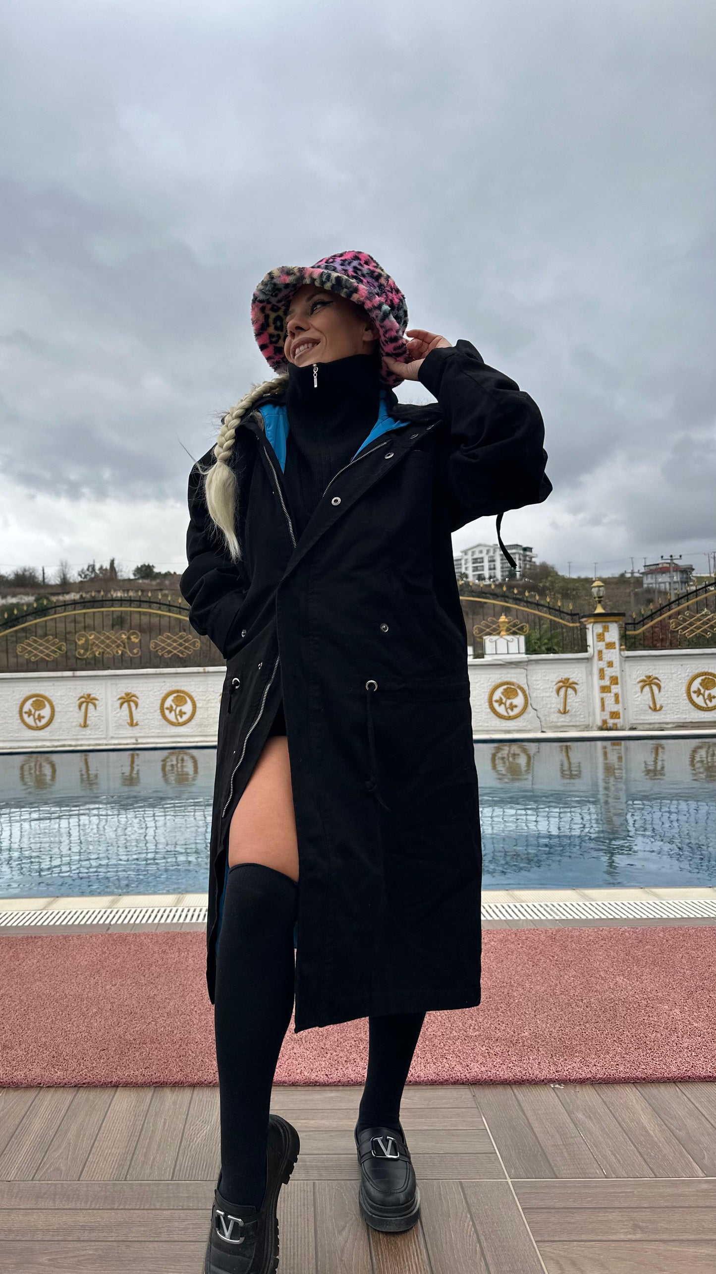 NuNu By Noir Siyah Tüylü Kapüşonlu Oversize Gabardin Mont