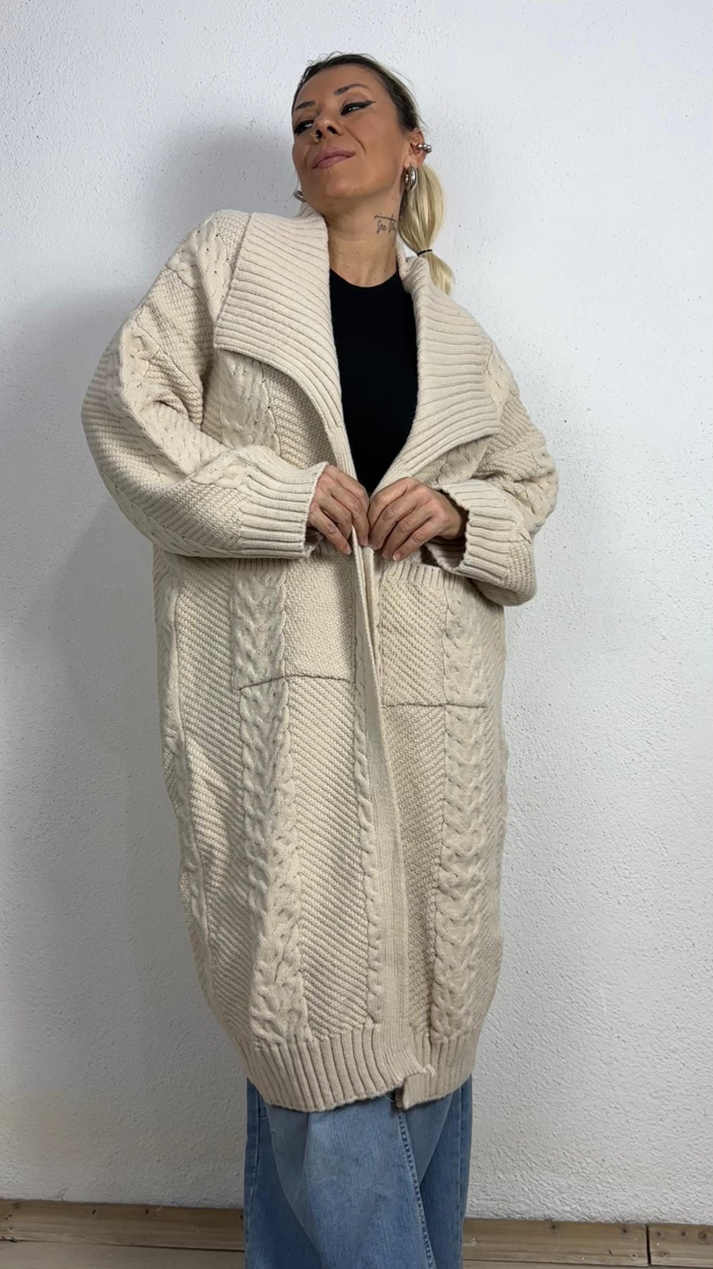 Nunu By Balıksırtı Desenli Krem Oversize Hırka