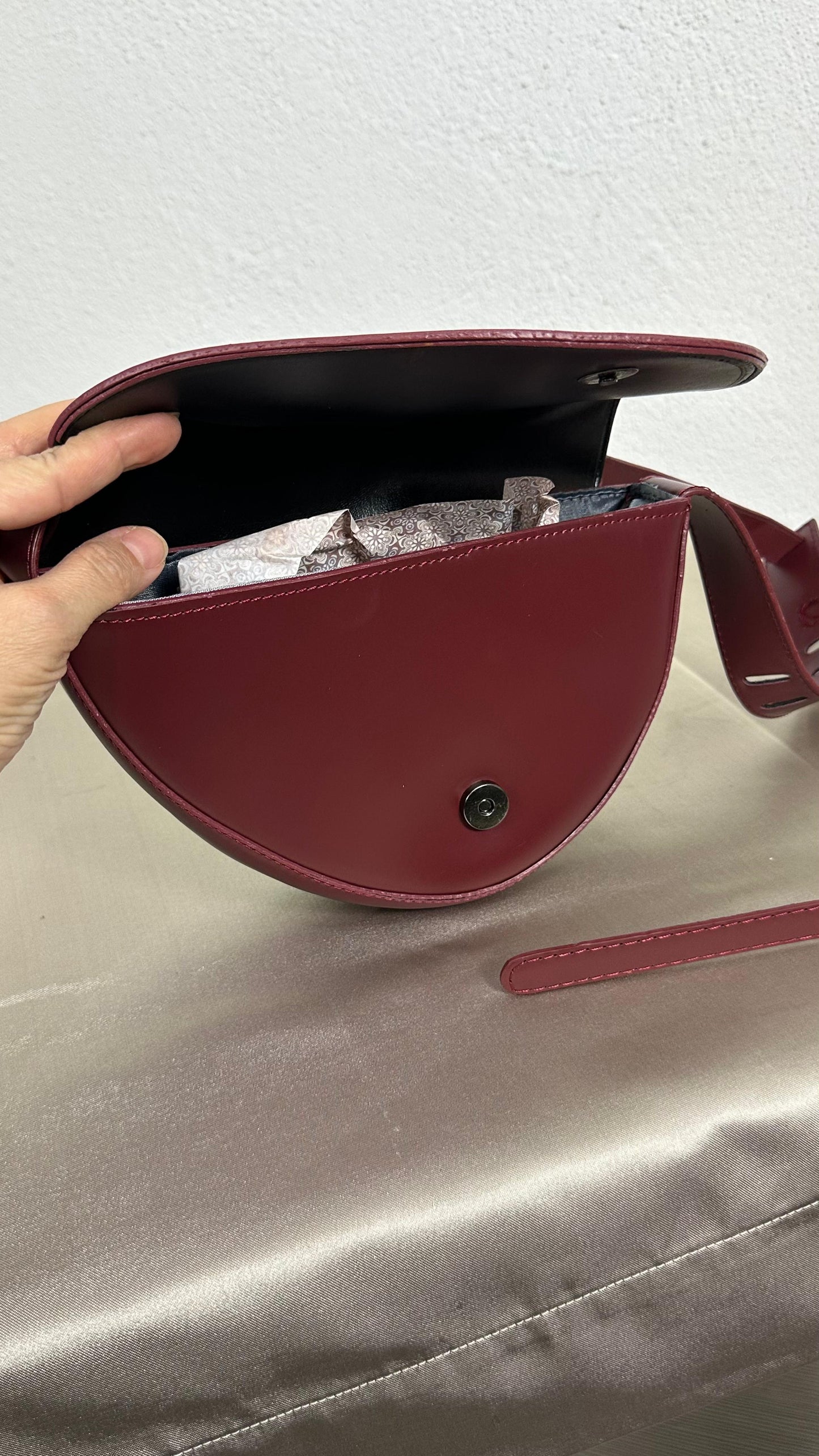 Nunu By Moon Bordo Rugan Çanta