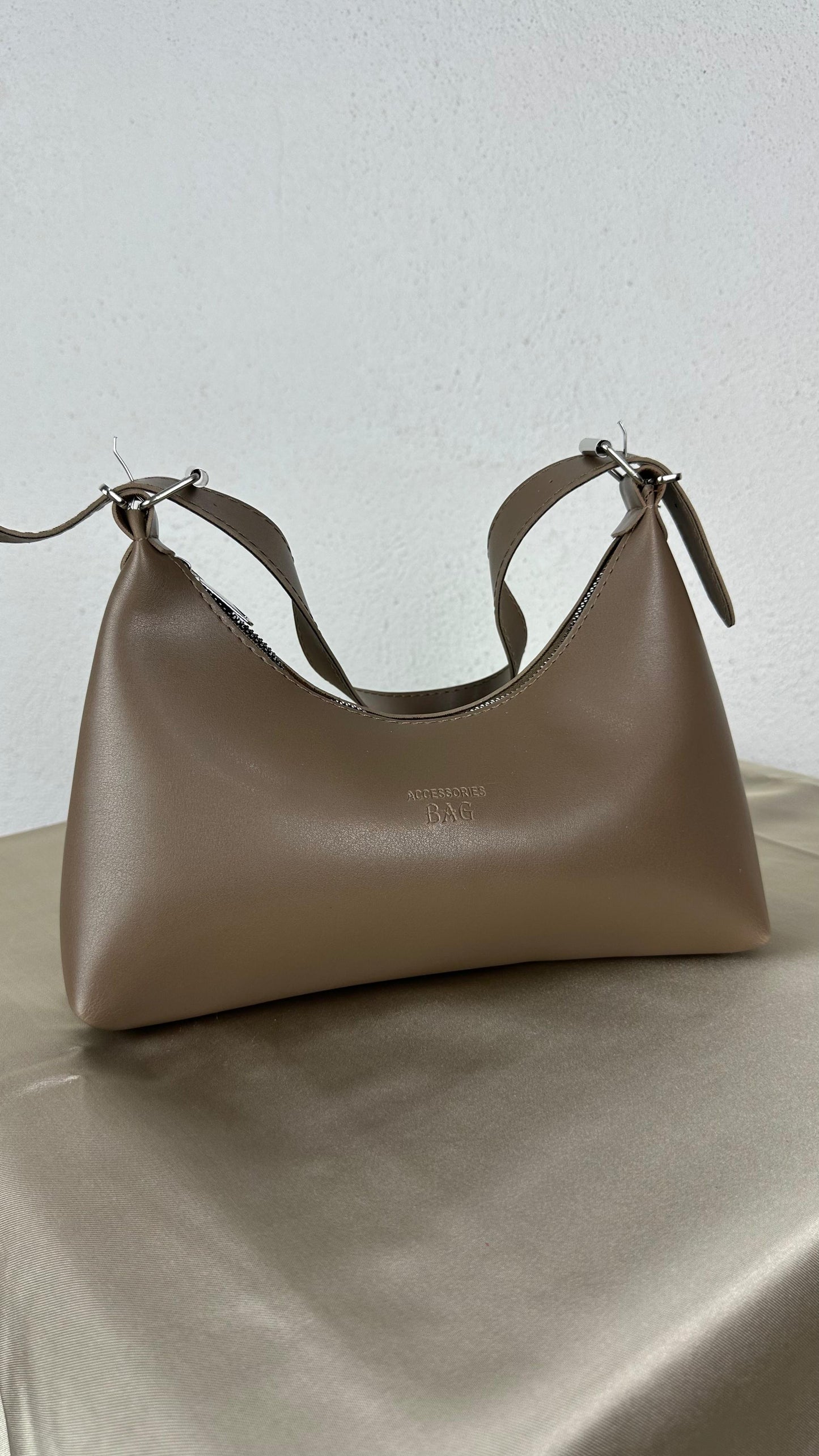 Nunu By Velvet Allure Bag Accessories Bej Baget Çanta