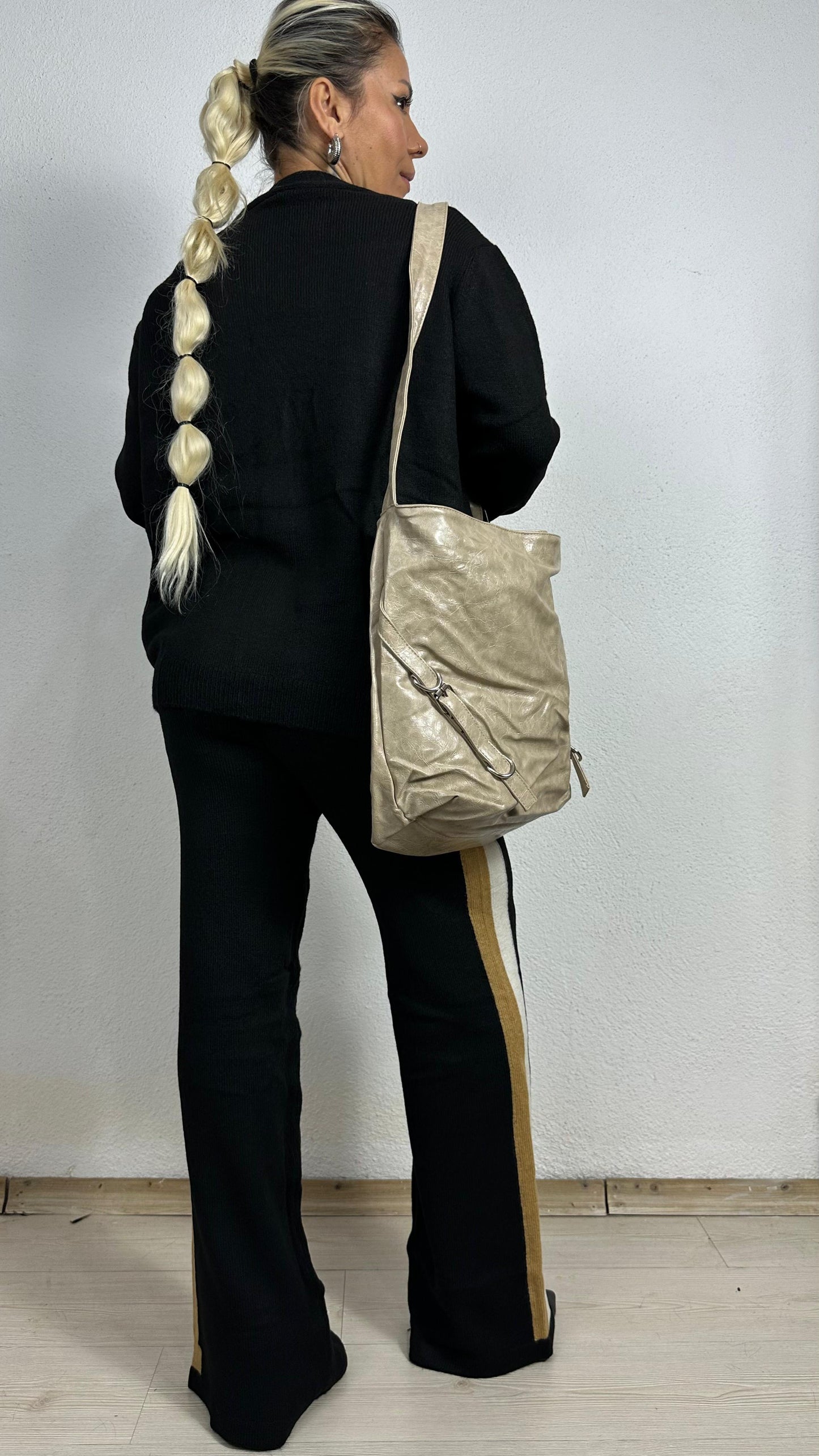 Nunu By Cozy Siyah Şerit Detay Triko Takım