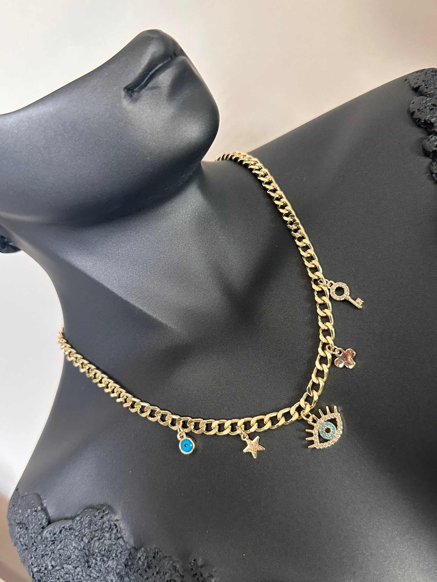 Pirinç Gold Göz Charm Kolye