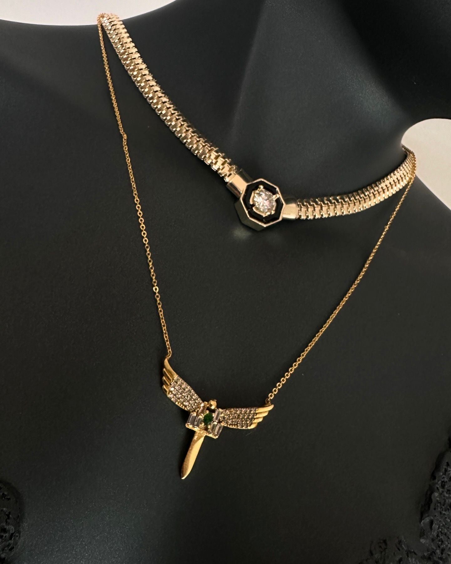 Çelik Gold Mikail’in Kılıcı Kolye