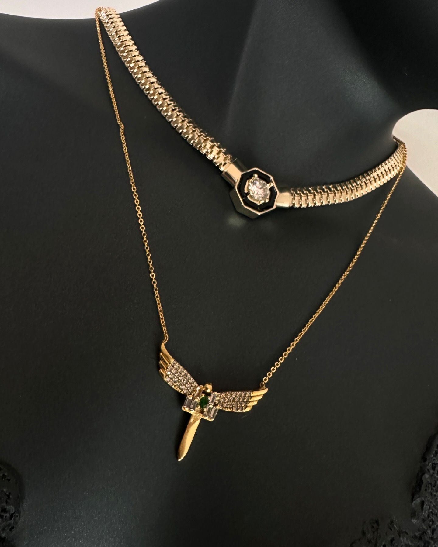 Çelik Gold Mikail’in Kılıcı Kolye