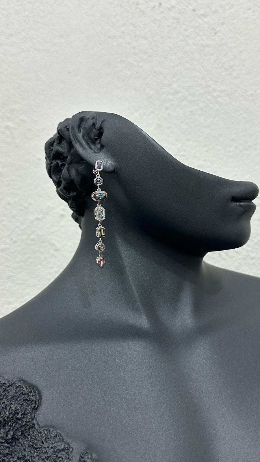 Çelik Siver 7 Element Renkli Taşlı Uzun Küpe