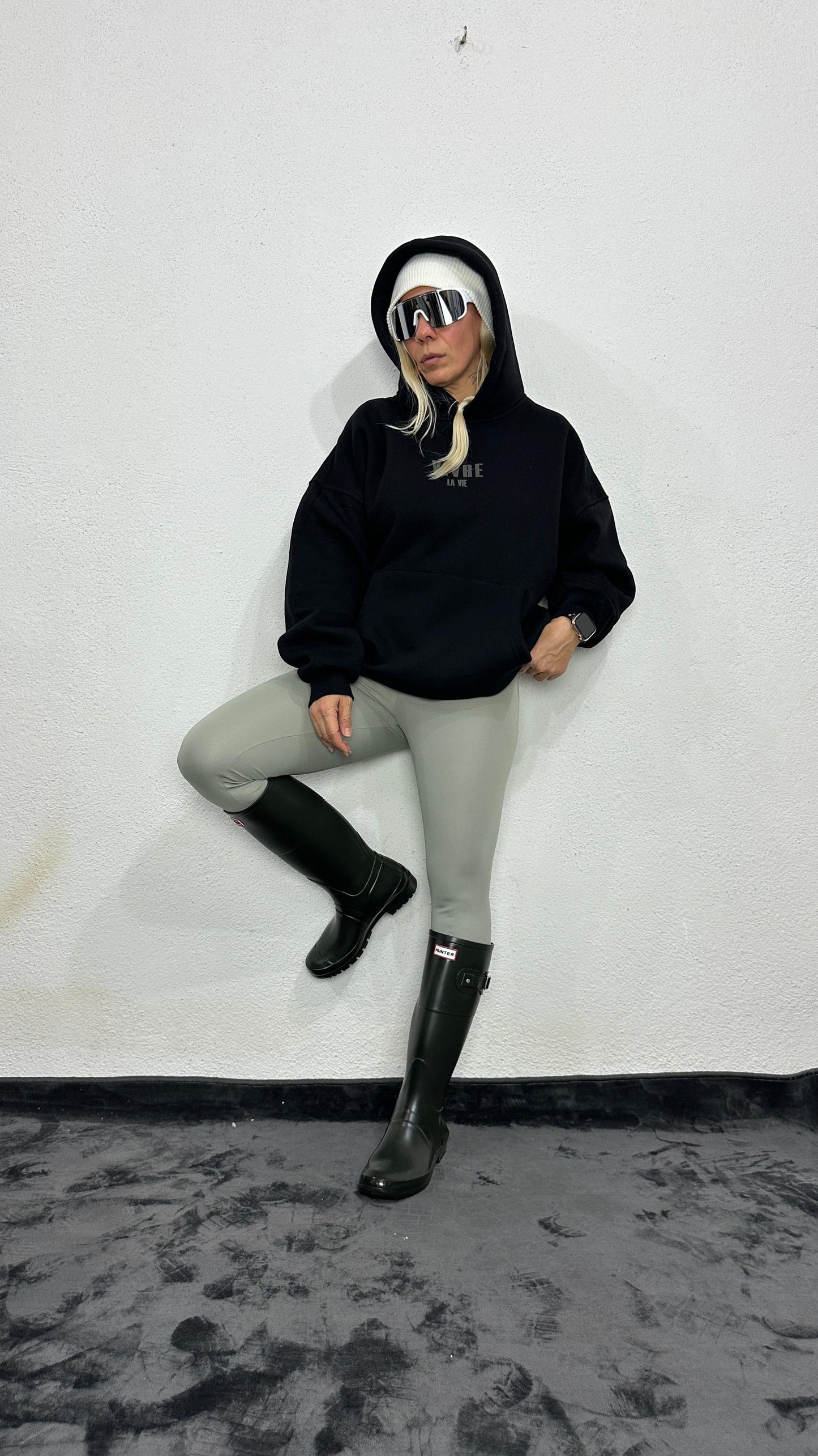 NuNu By Lagos Vivre La Vie Oversize Siyah Kapüşonlu Sweatshirt