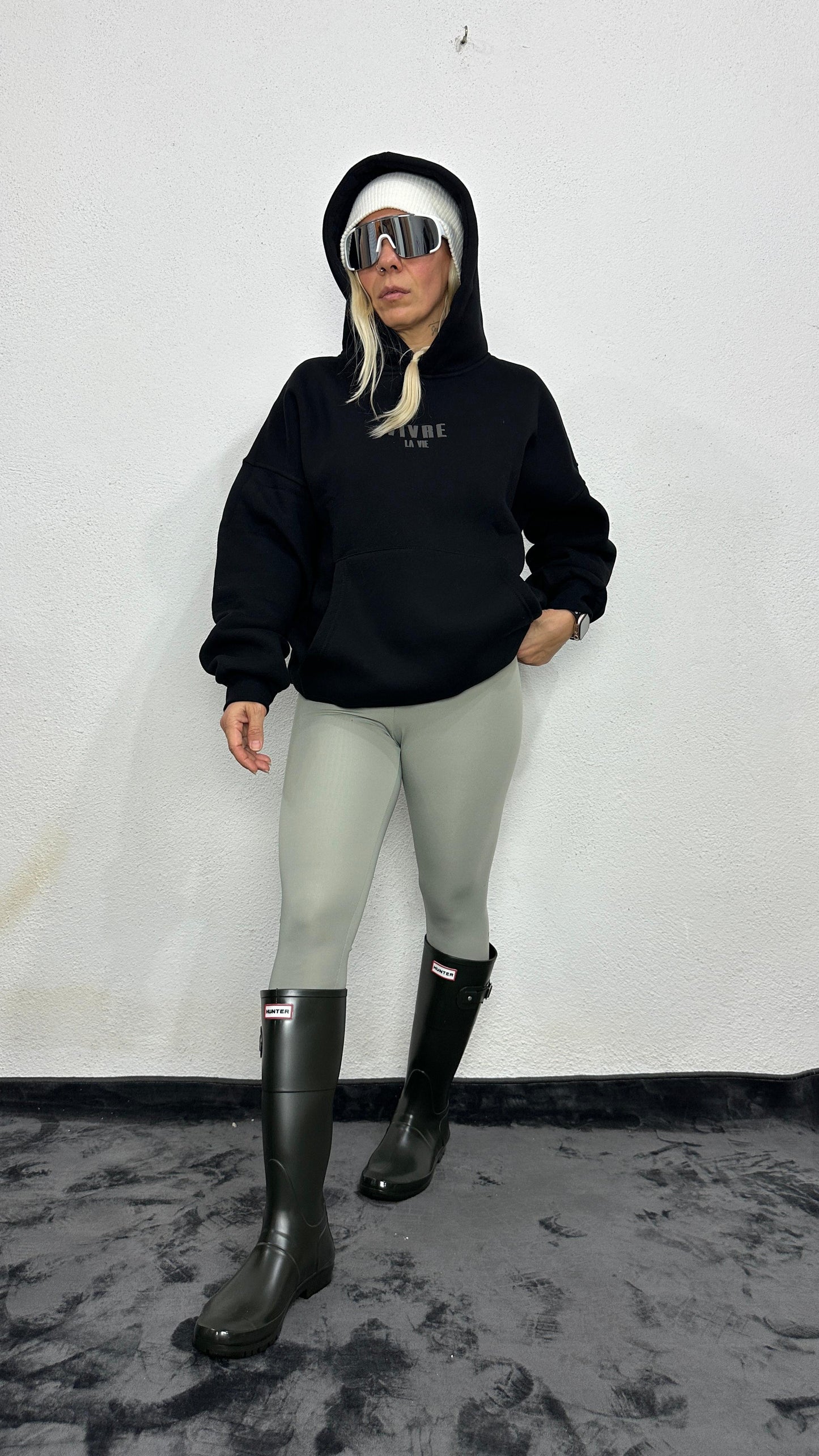 NuNu By Lagos Vivre La Vie Oversize Siyah Kapüşonlu Sweatshirt