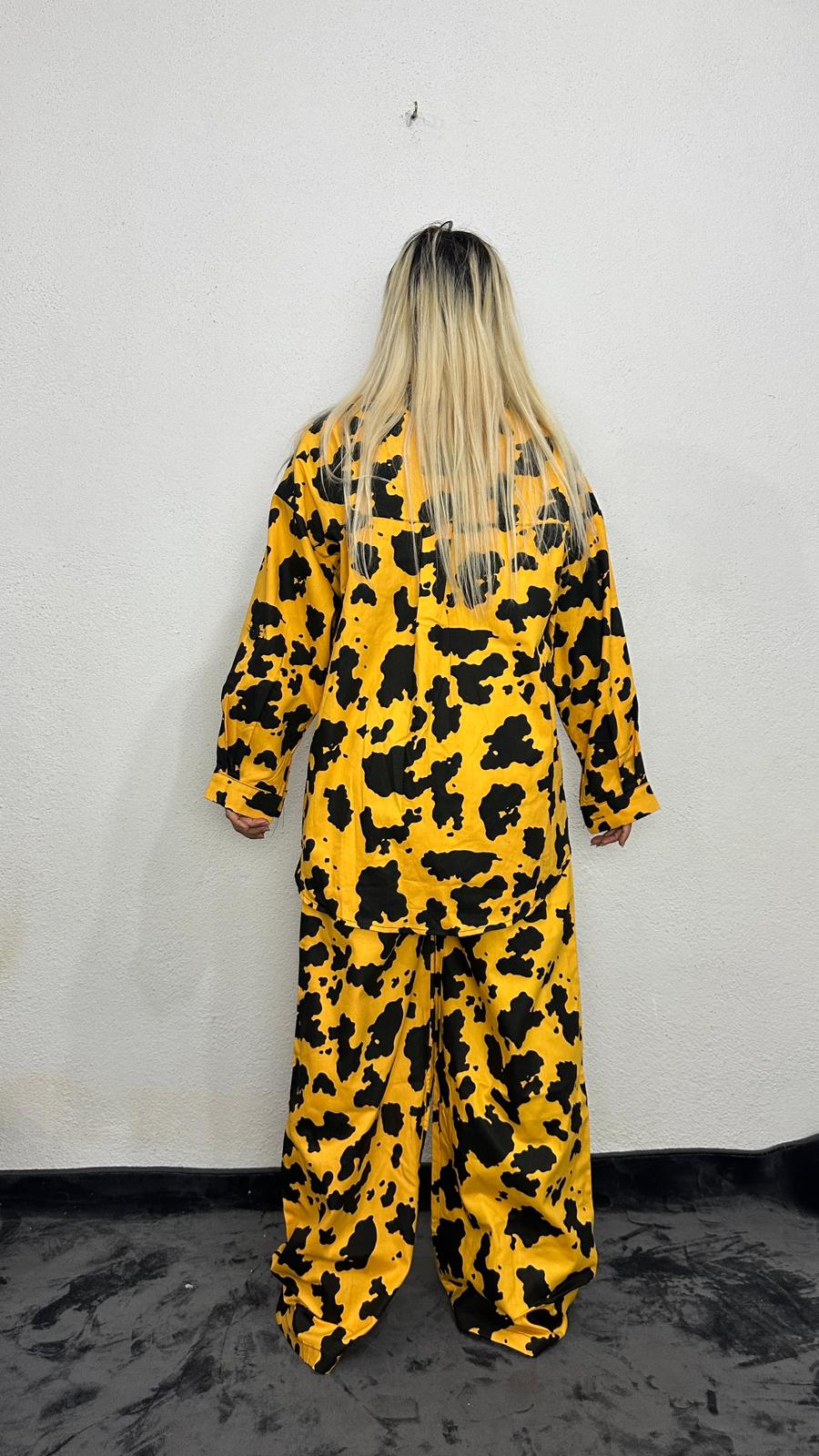 NuNu By İnek Desen Oversize Sarı Gabardin Takım