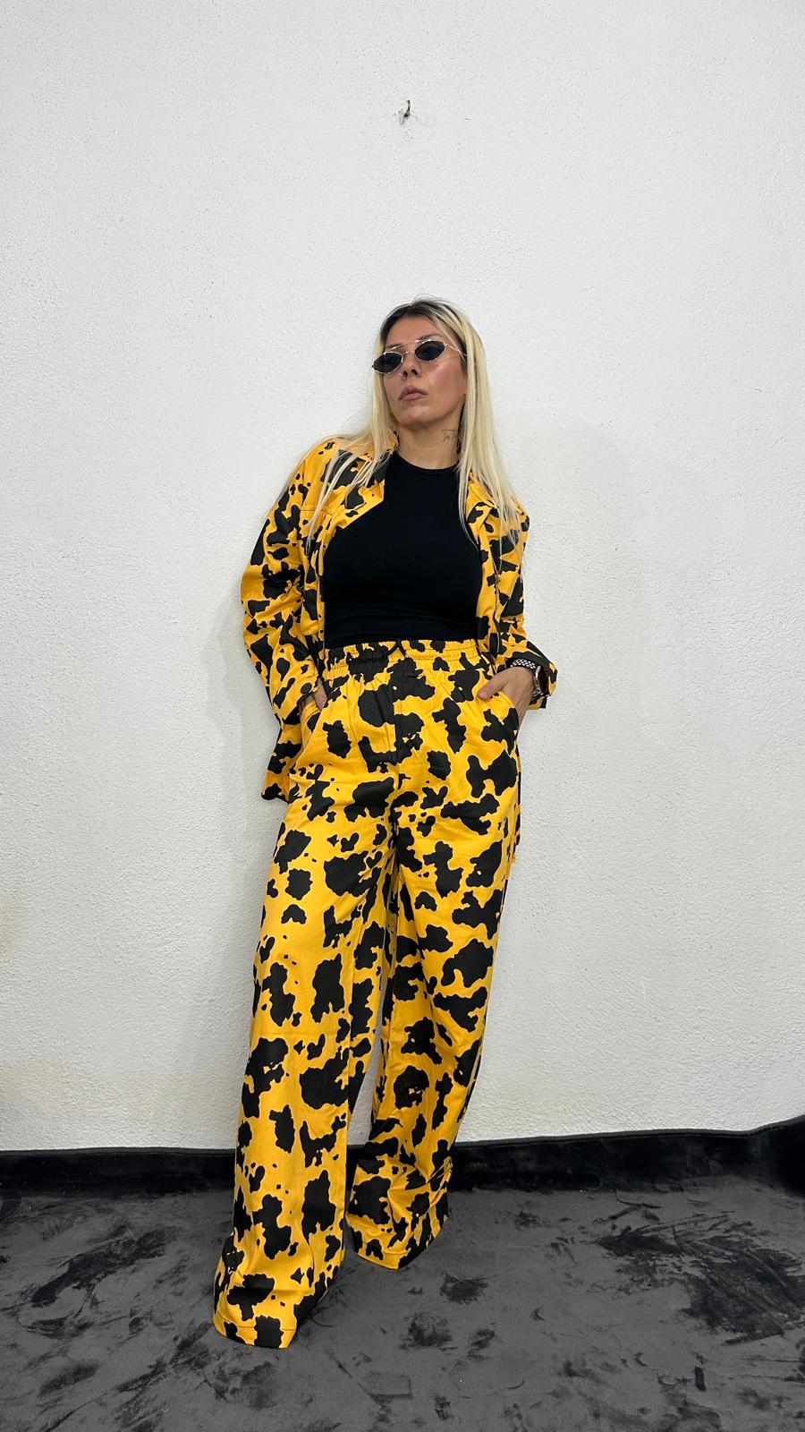 NuNu By İnek Desen Oversize Sarı Gabardin Takım