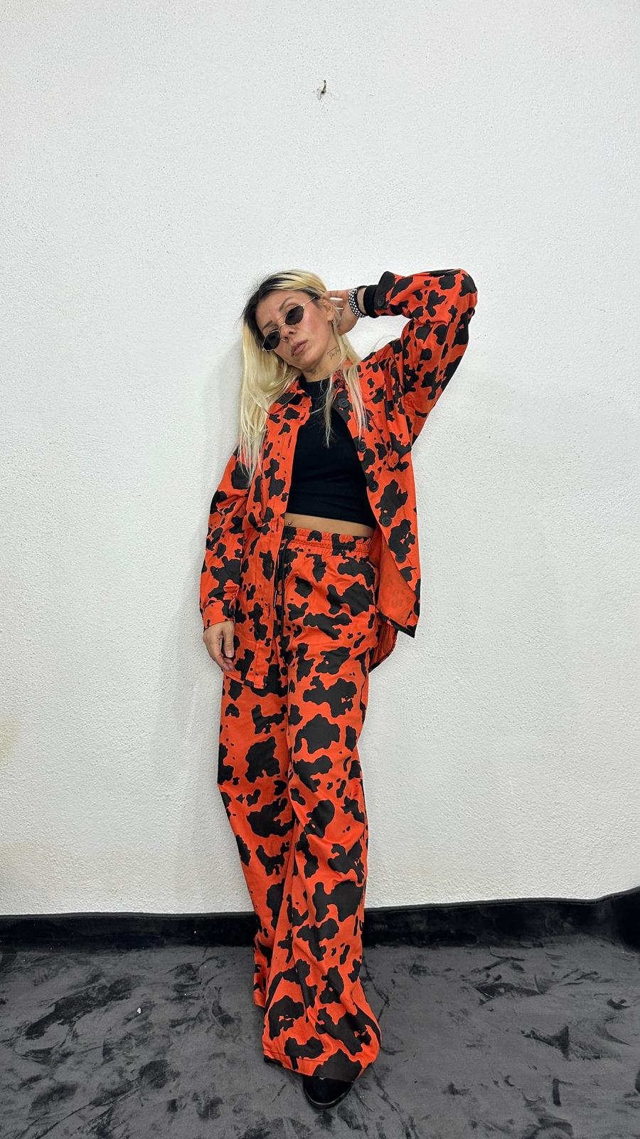 NuNu By İnek Desen Oversize Turuncu Gabardin Takım