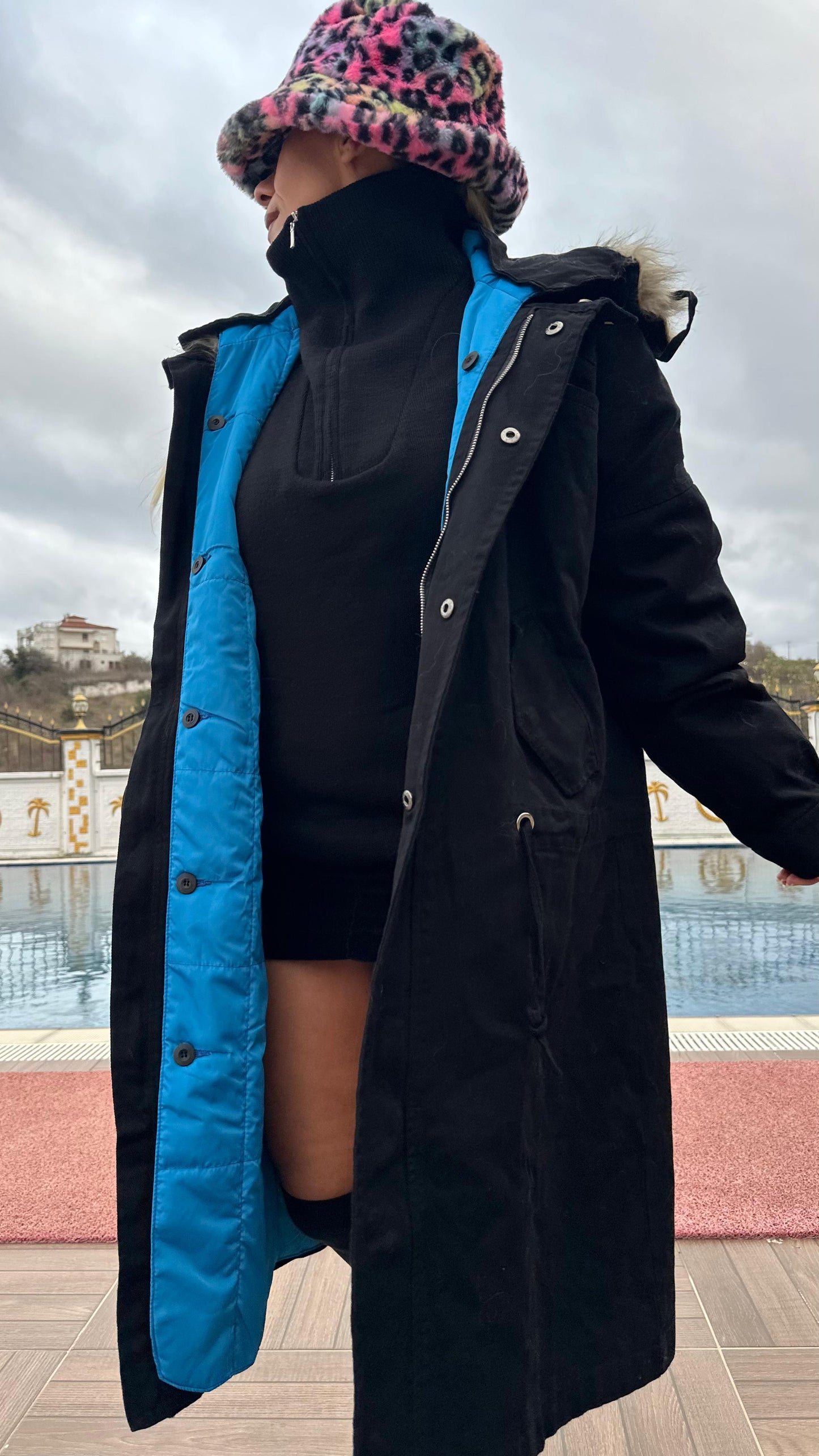 NuNu By Noir Siyah Tüylü Kapüşonlu Oversize Gabardin Mont