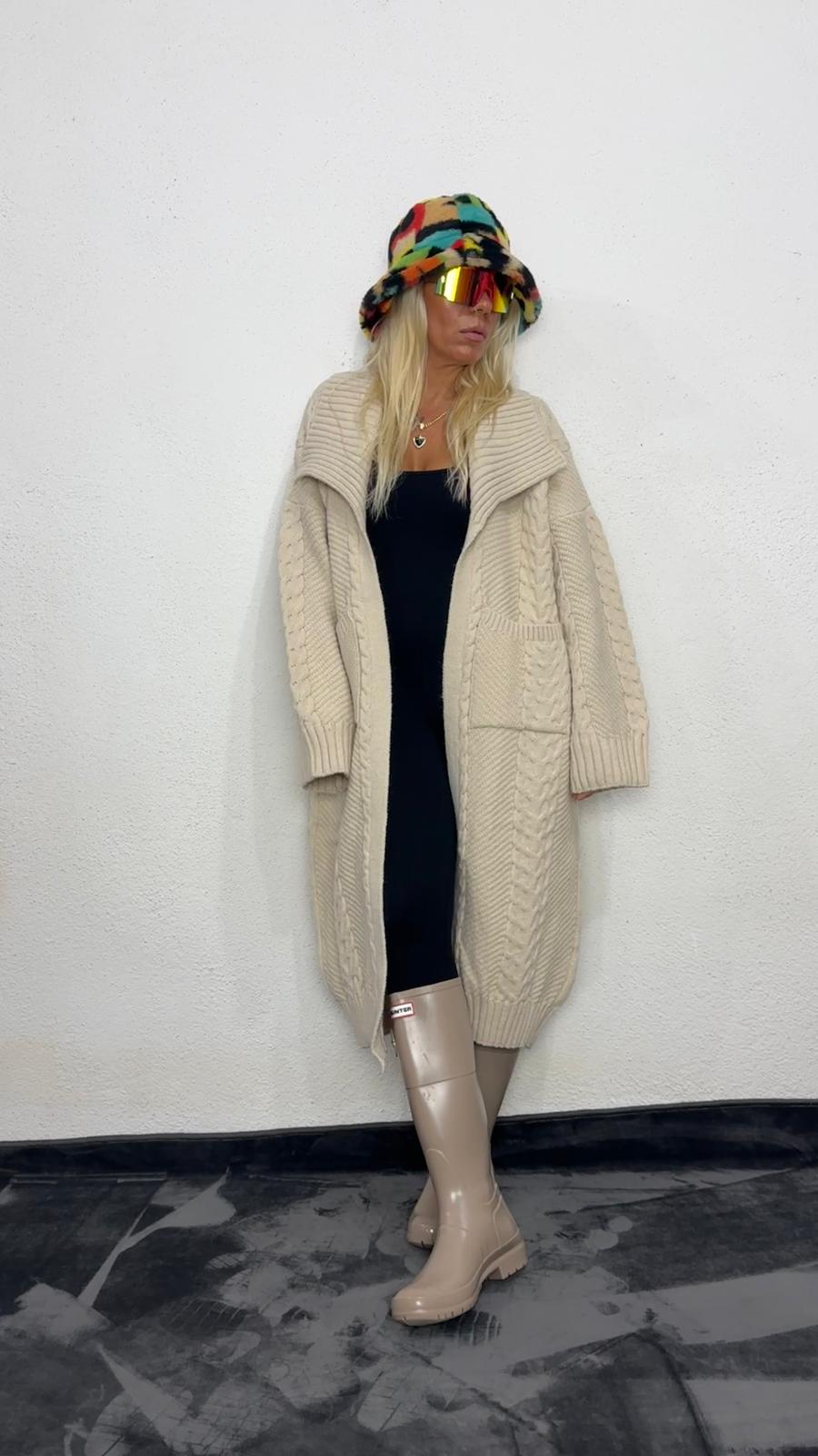 Nunu By Balıksırtı Desenli Krem Oversize Hırka