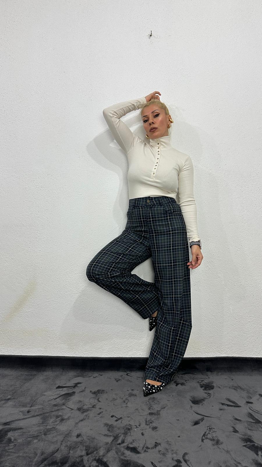 NuNU By Lacivert Ekose Balon Fit Kumaş Pantolon