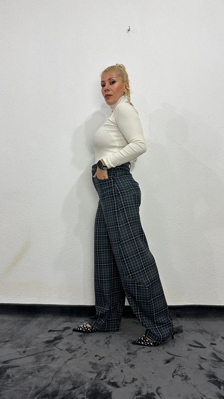 NuNU By Lacivert Ekose Balon Fit Kumaş Pantolon