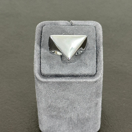 nunu-by-crown-ucgen-ayarlamali-celik-yuzuk