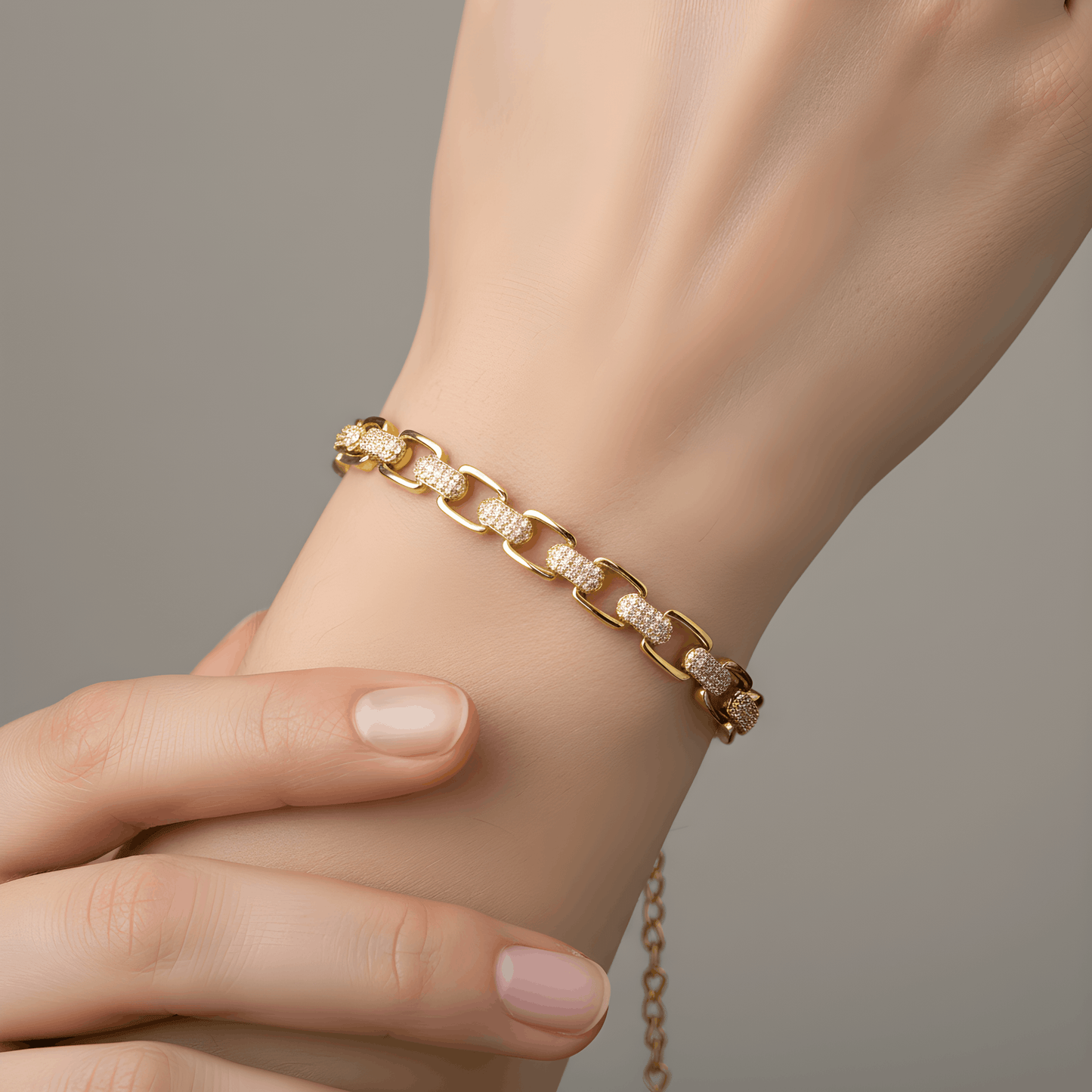 NuNu By Eys Tasarım Xuping Bileklik Gold