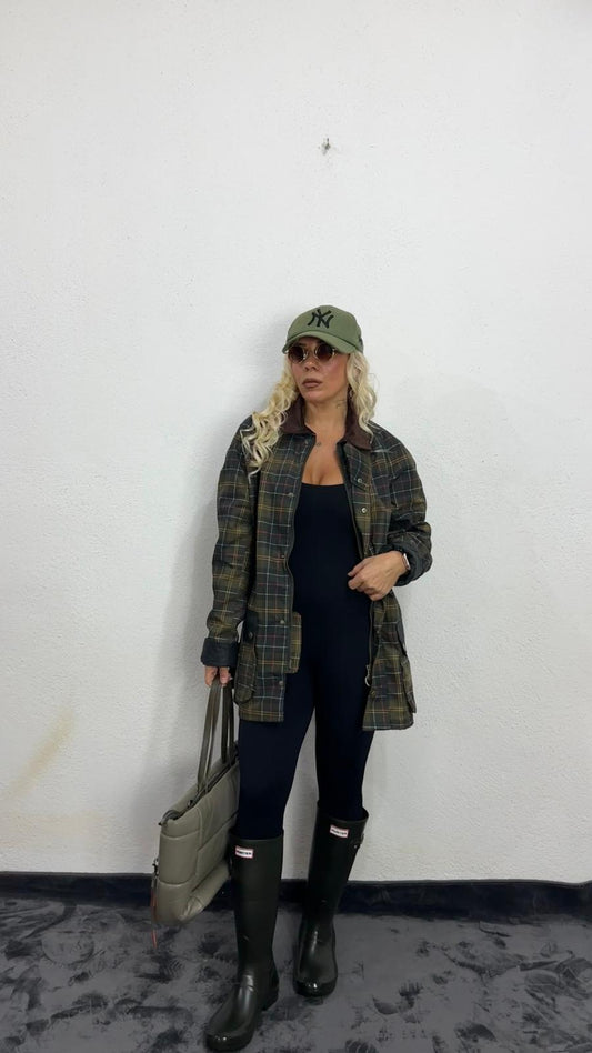 NuNu By Haki Kadife Yakalı Ekose Trençkot