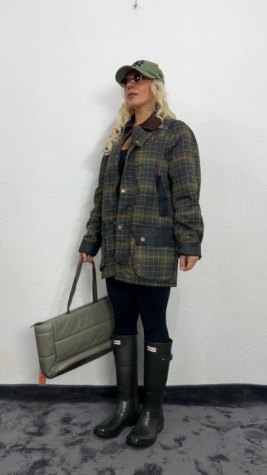 NuNu By Haki Kadife Yakalı Ekose Trençkot