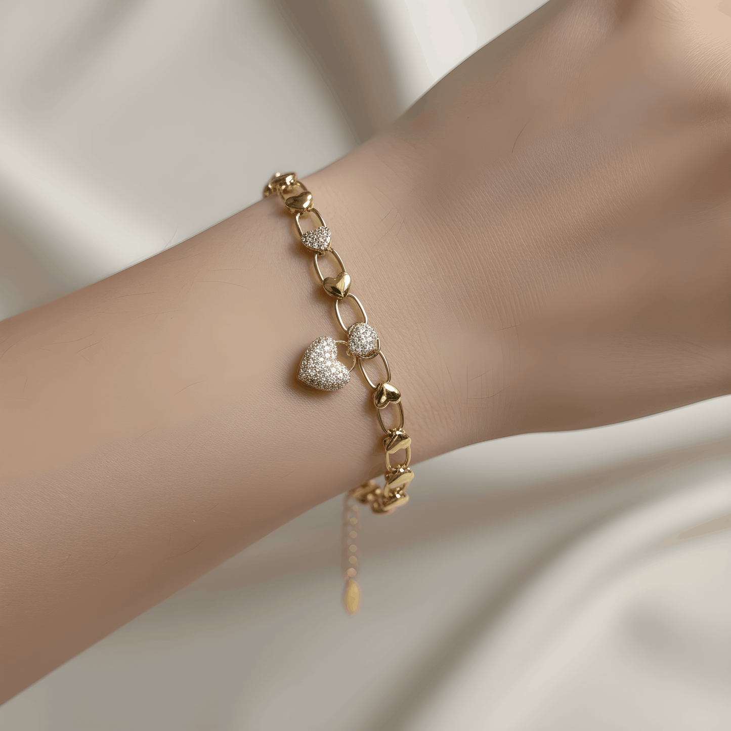 NuNu By Kalp Charm Xuping Bileklik Gold