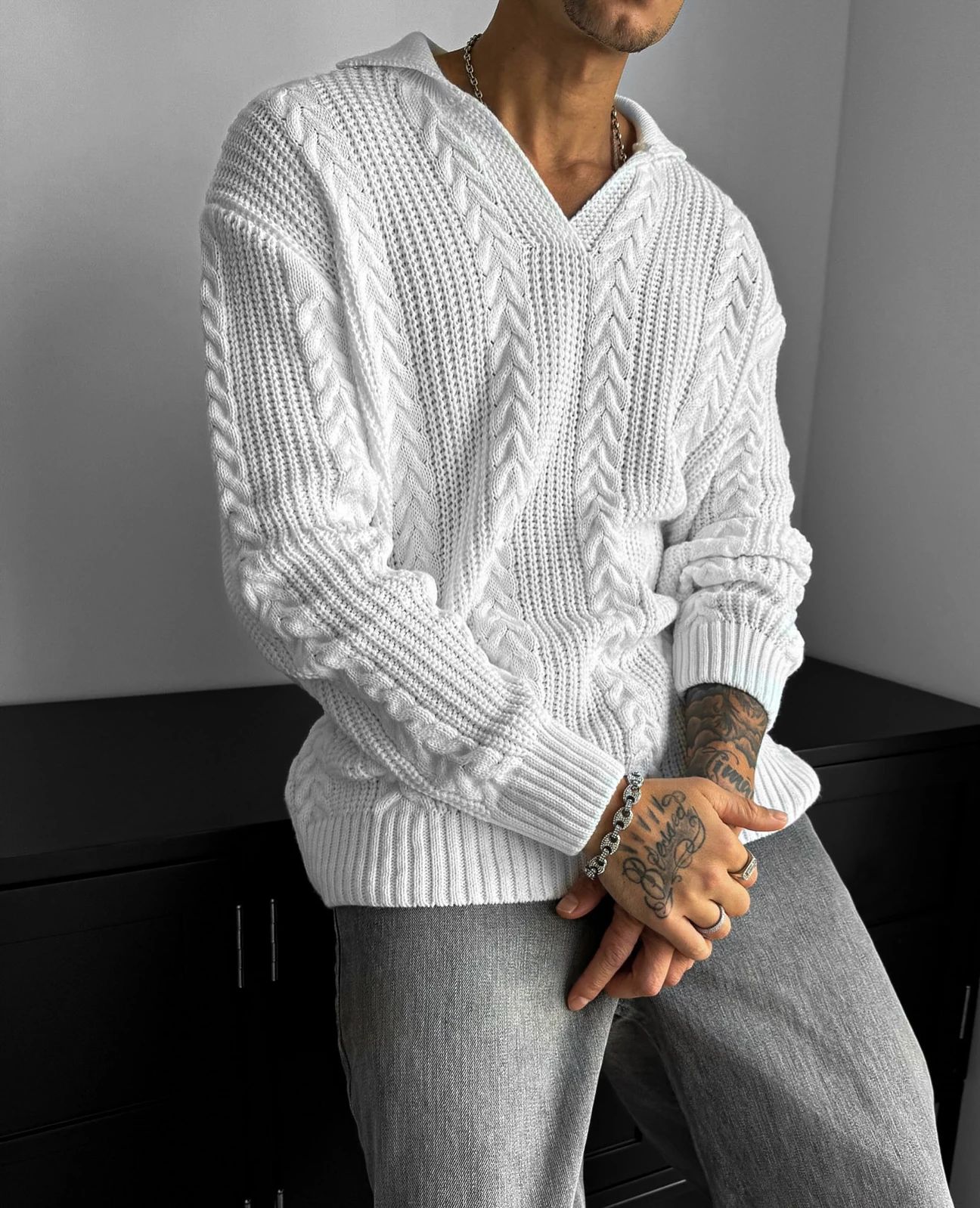 NuNu By Lagos Balık Sırtı V Yaka Erkek Beyaz Kazak