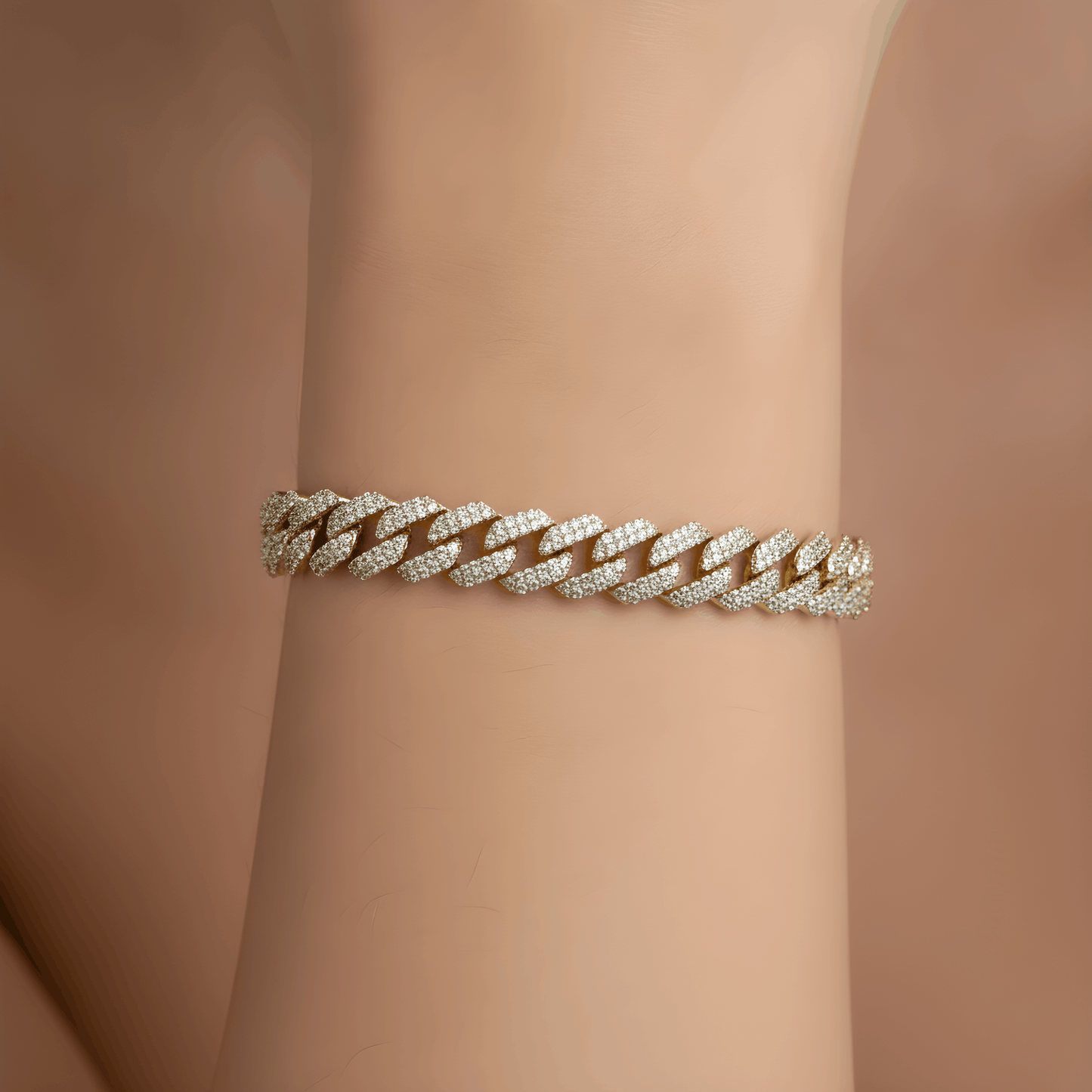 NuNu By Luxe Cuban Xuping Taş Detaylı Gurmet Bileklik Gold