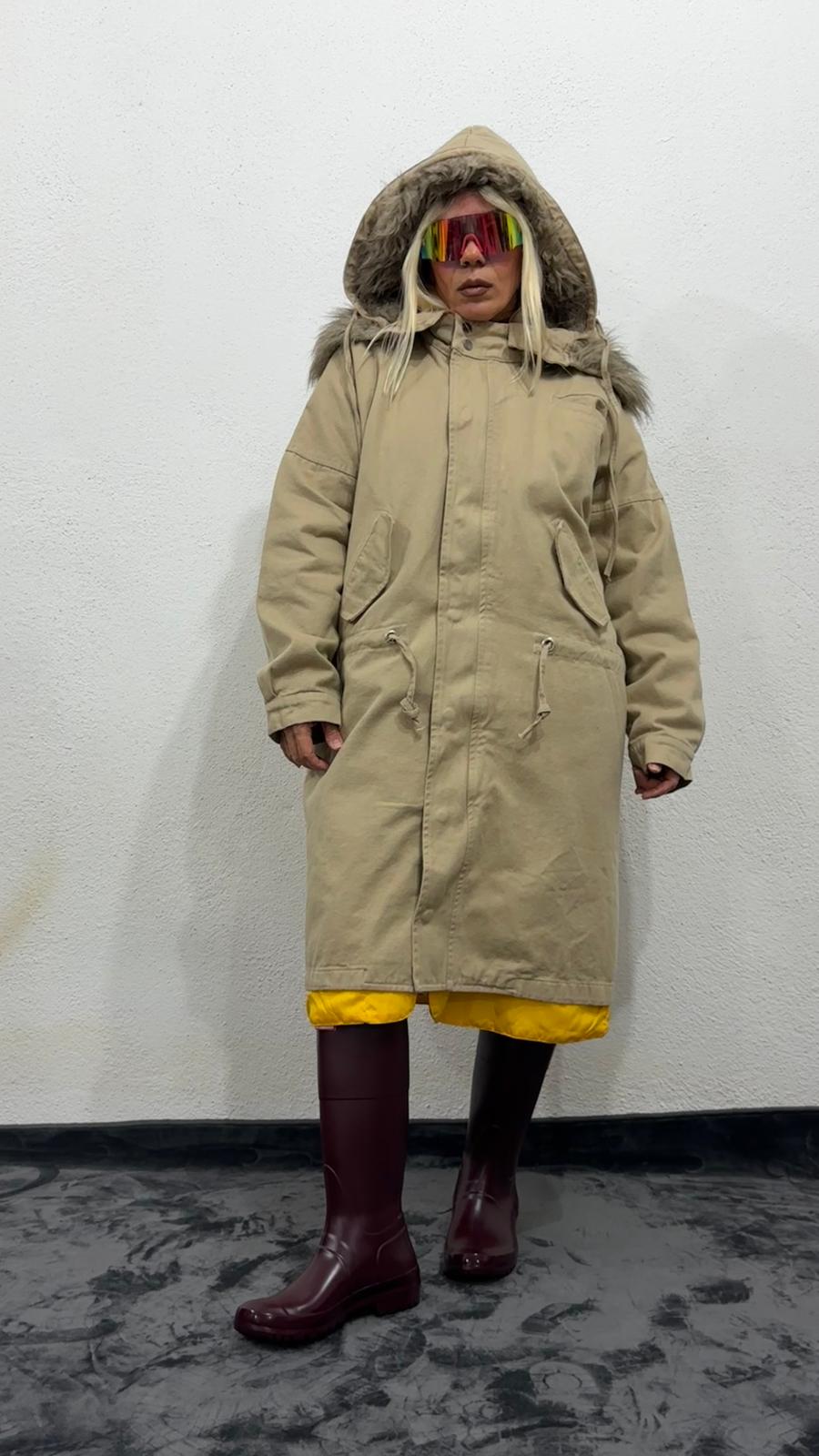 NuNu By Noir Bej Tüylü Kapüşonlu Oversize Gabardin Mont