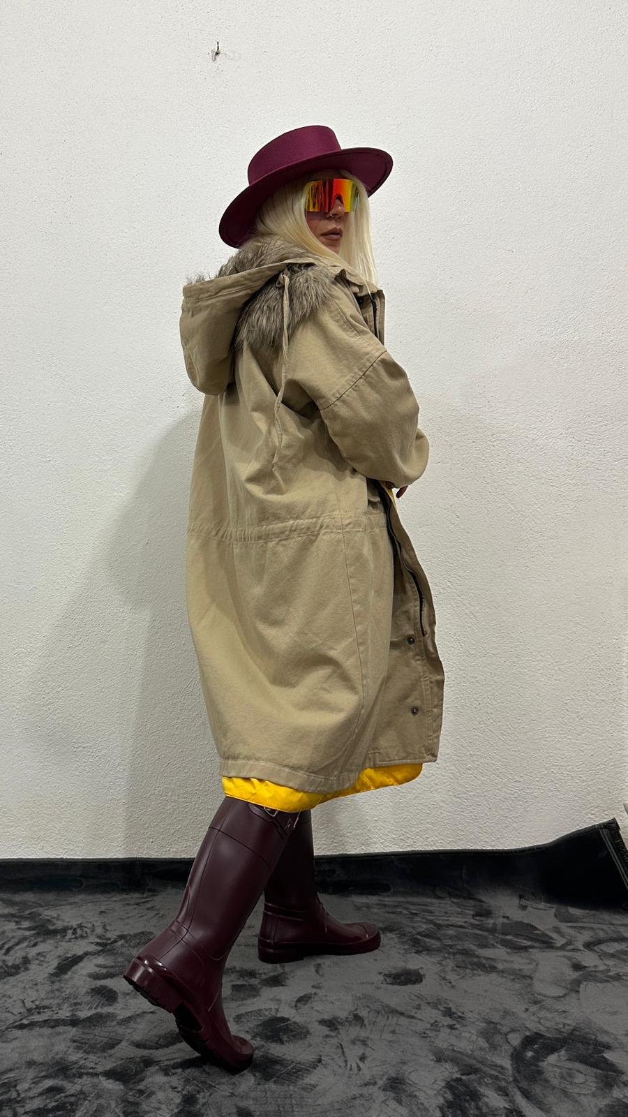 NuNu By Noir Bej Tüylü Kapüşonlu Oversize Gabardin Mont