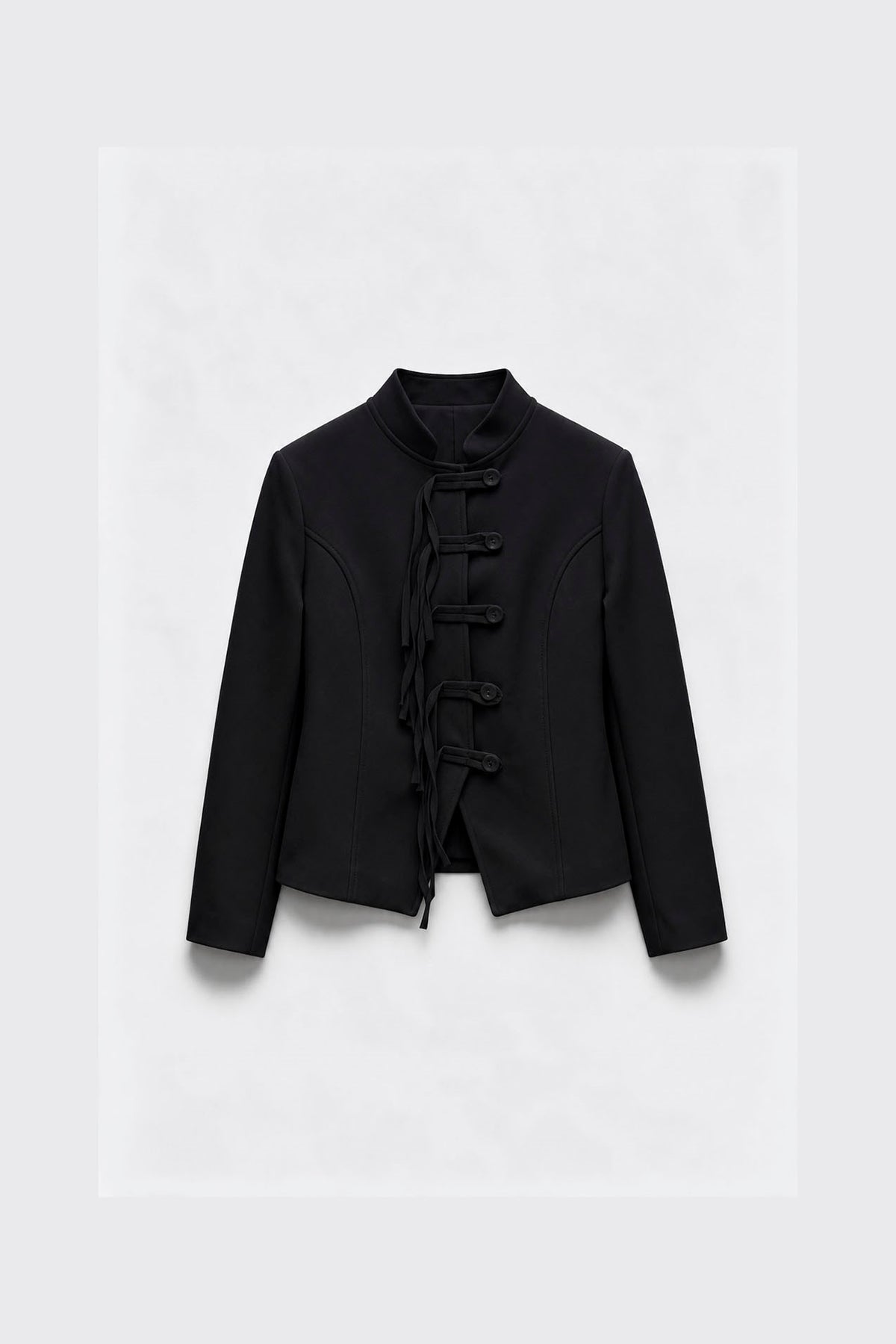 nunu-by-noir-knot-dugum-kapamali-siyah-kadin-ceket