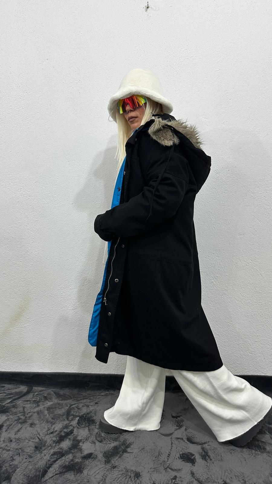 NuNu By Noir Siyah Tüylü Kapüşonlu Oversize Gabardin Mont