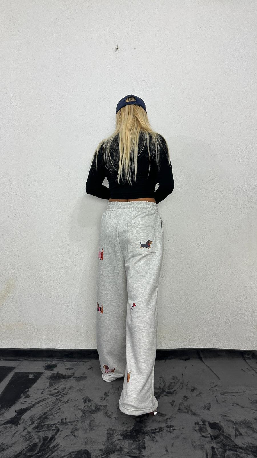 NuNu By Oversize Gri Köpek Baskılı Pantolon