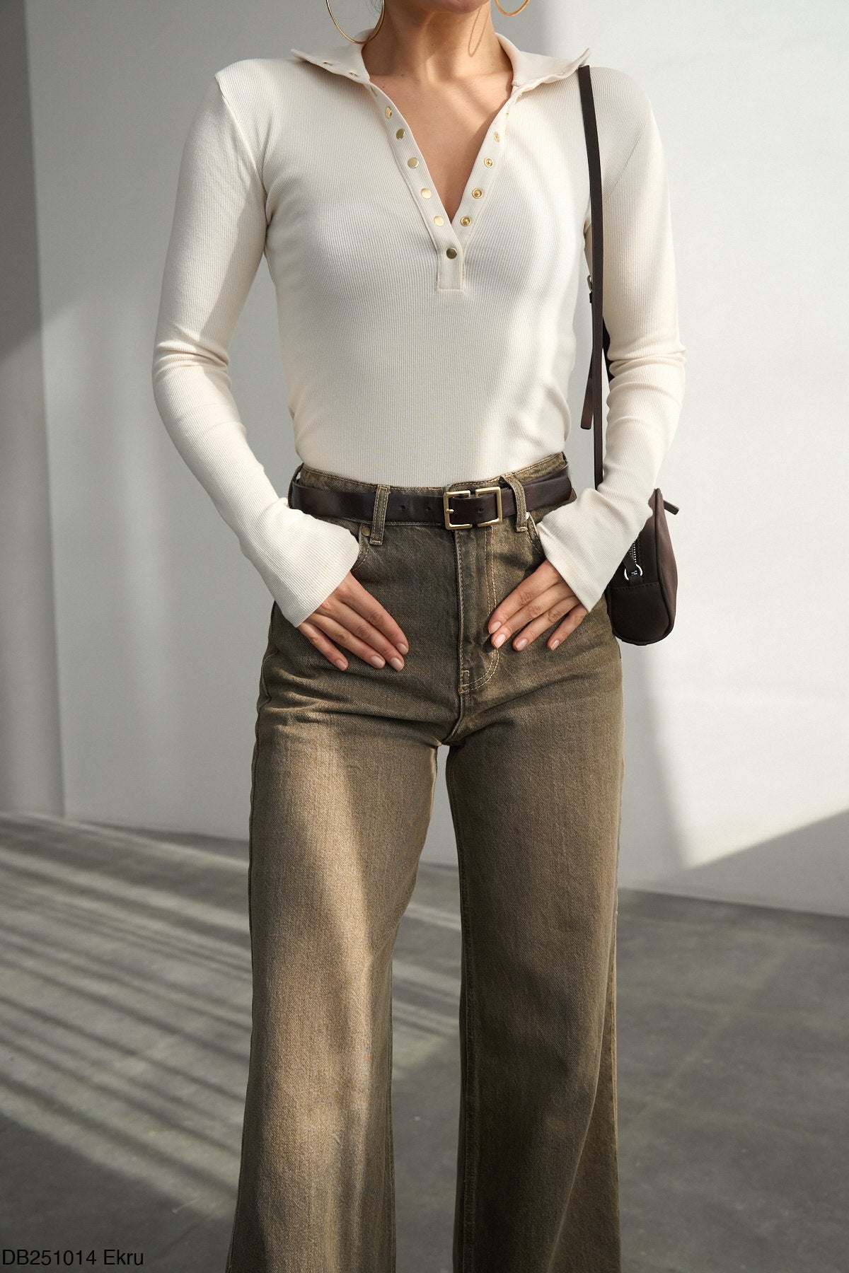 NuNu By QU Élise Gold Button Ekru Polo Triko L