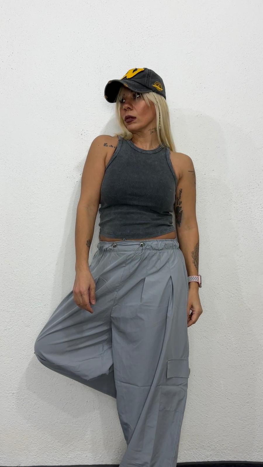 NuNu By Urban Wash Gri Fitilli Crop Atlet