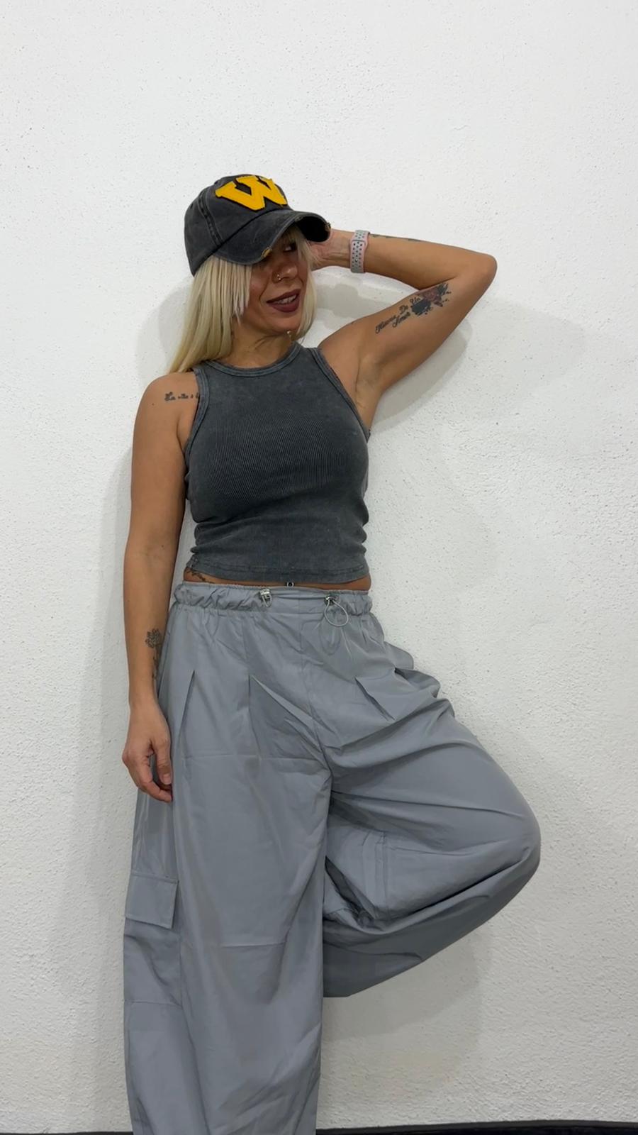 NuNu By Urban Wash Gri Fitilli Crop Atlet