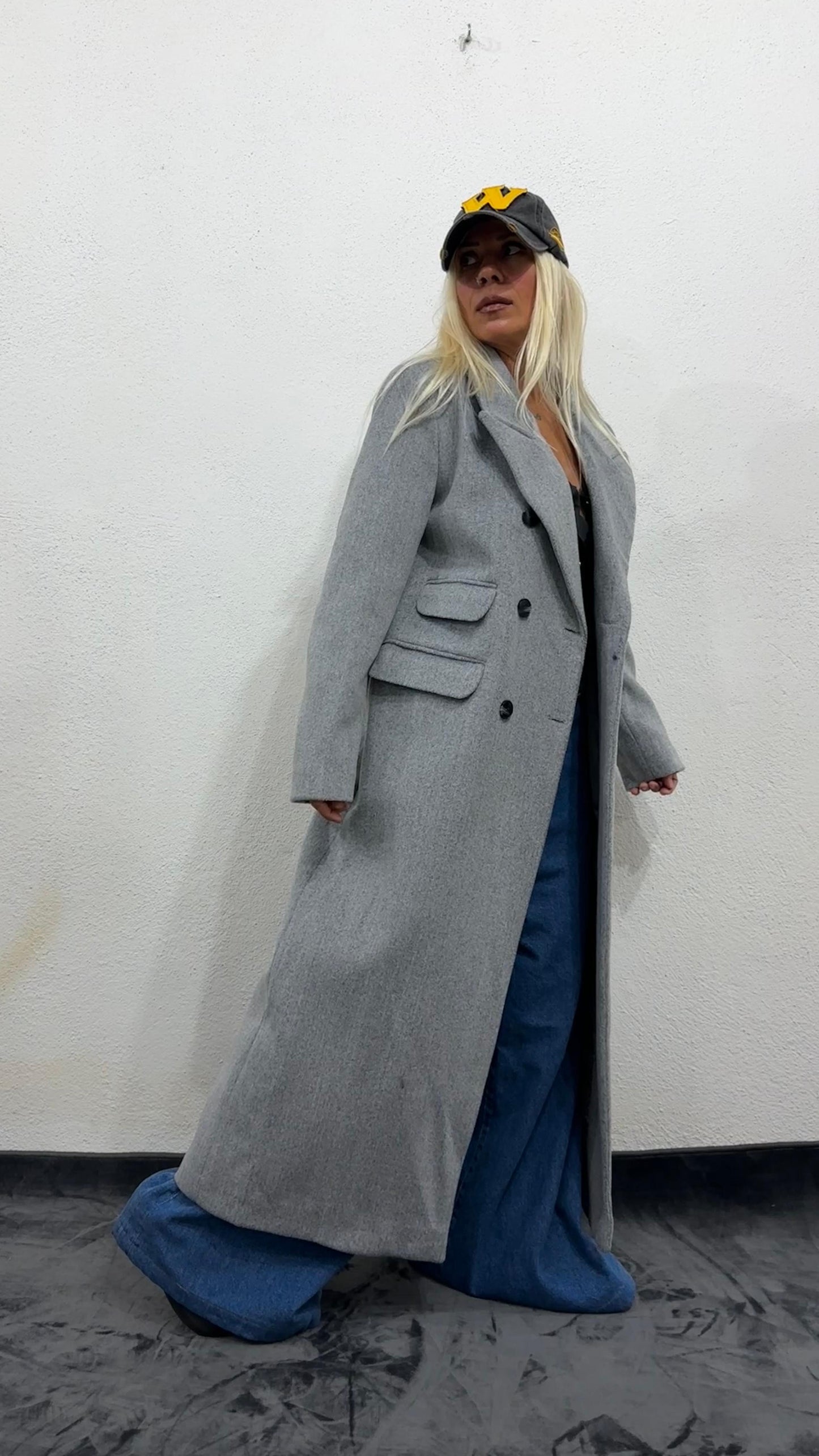 NuNu Koyu Gri Özel Dokulu Ultra Premium Kaşe Kaban