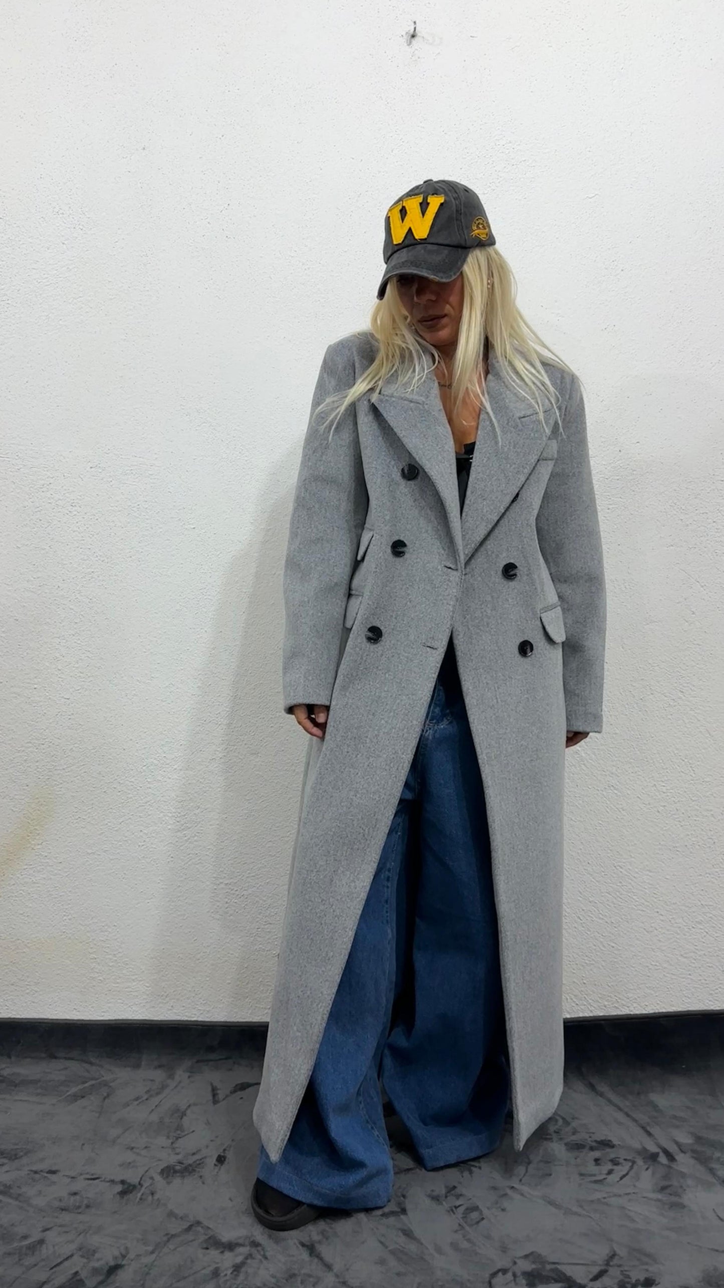 NuNu Koyu Gri Özel Dokulu Ultra Premium Kaşe Kaban