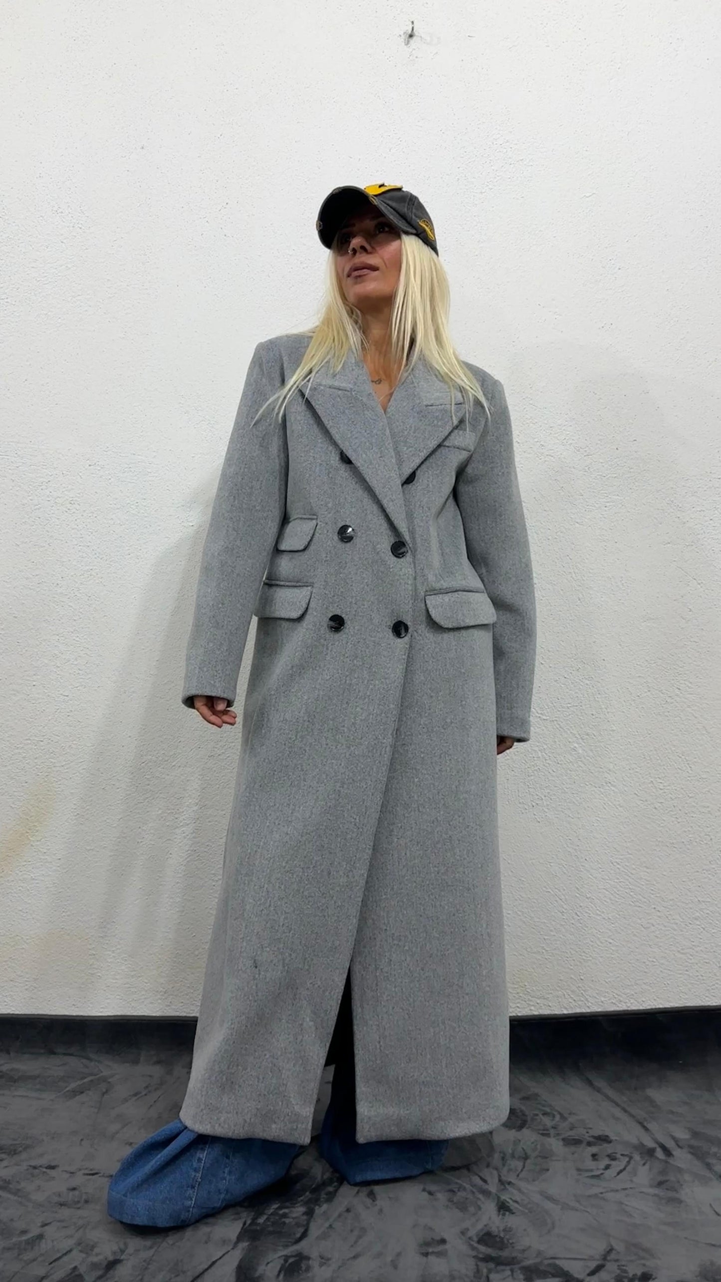 NuNu Koyu Gri Özel Dokulu Ultra Premium Kaşe Kaban