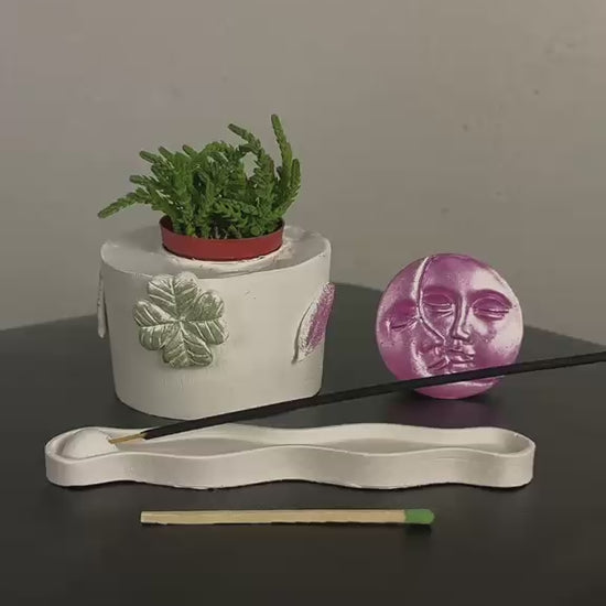 nunu-by-moon-aura-decor-set-video