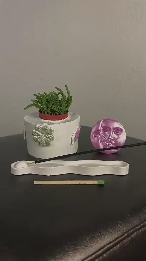 nunu-by-moon-aura-decor-set-video
