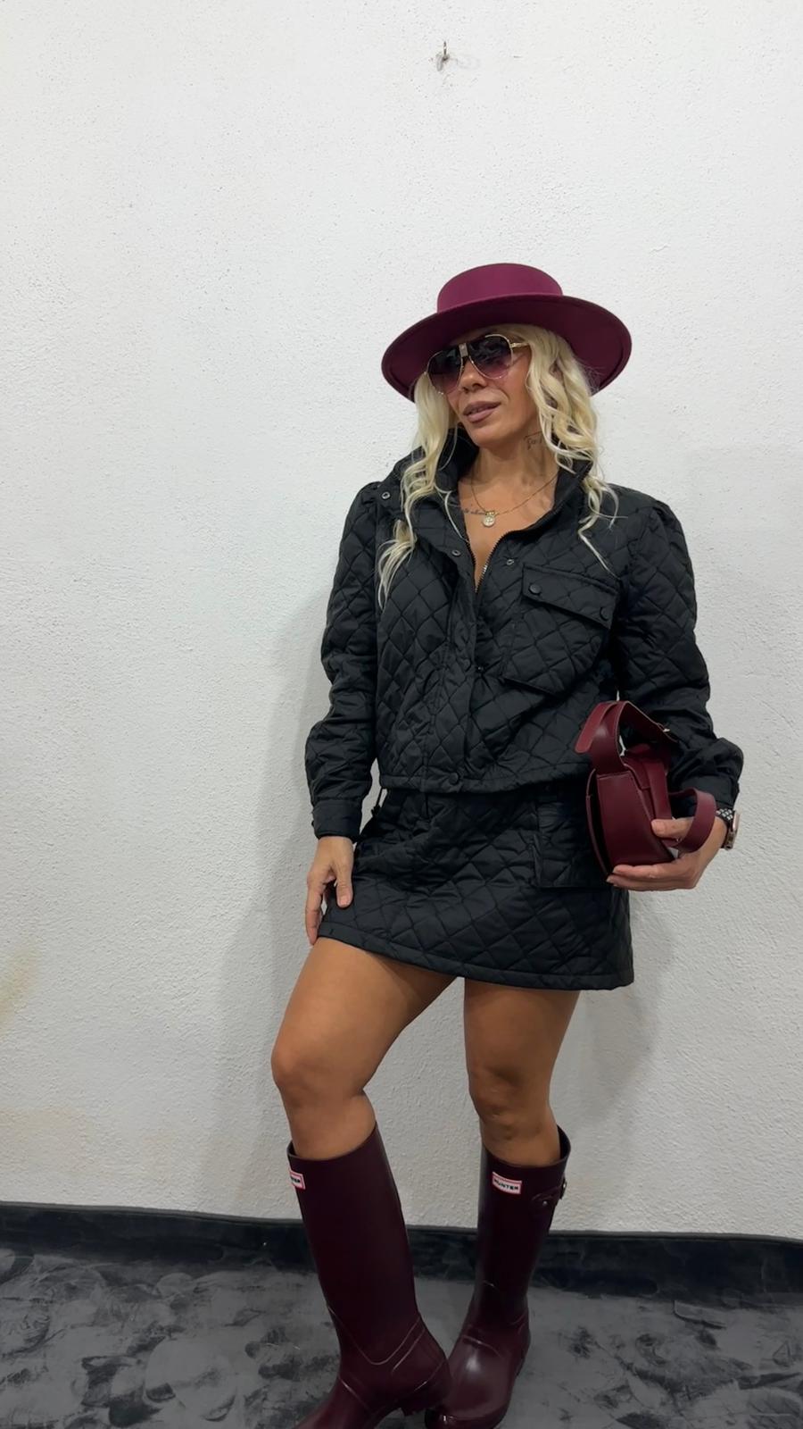 Siyah Kapitone Paraşüt Kumaş Etek Ceket Takım