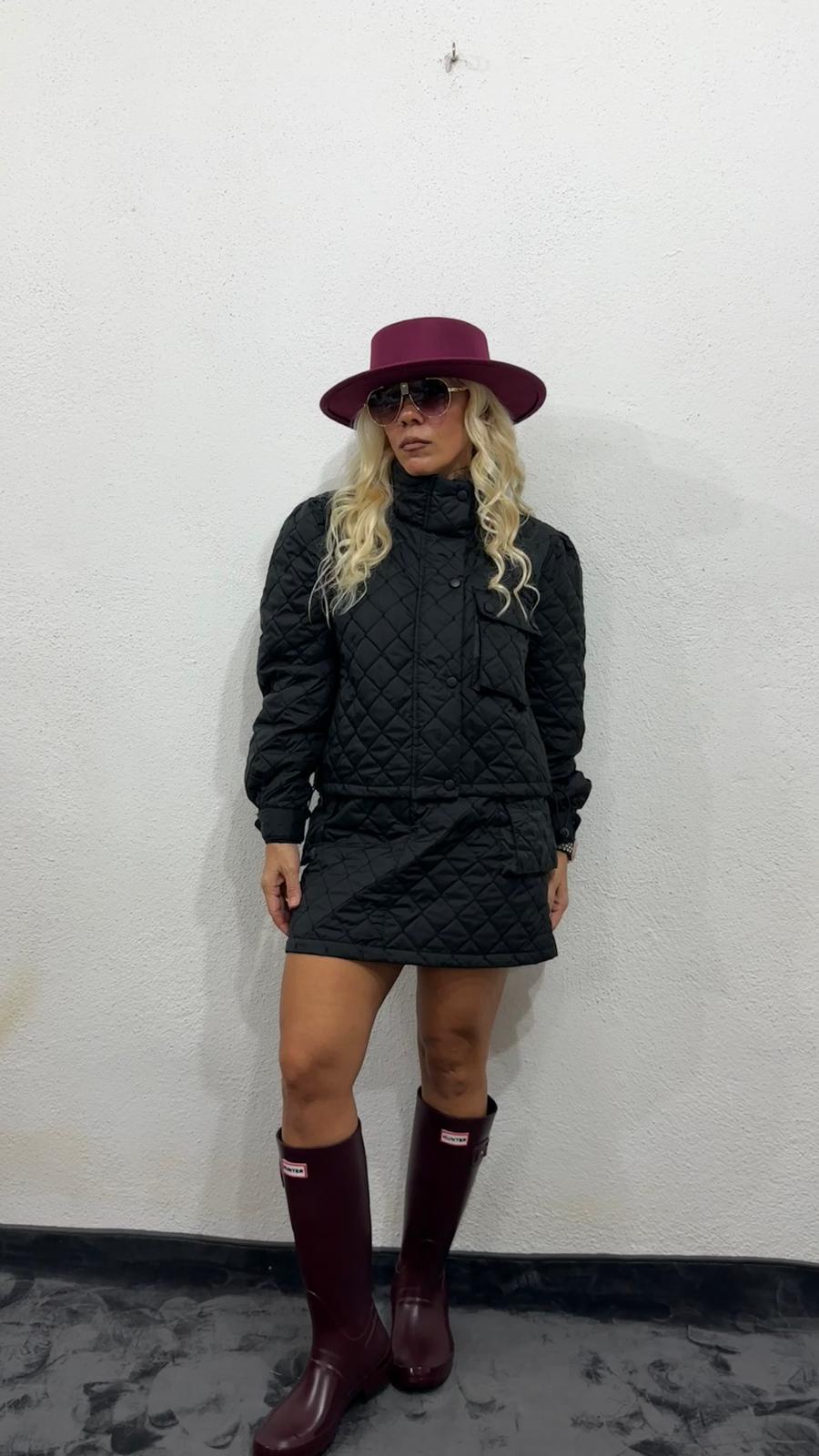 Siyah Kapitone Paraşüt Kumaş Etek Ceket Takım