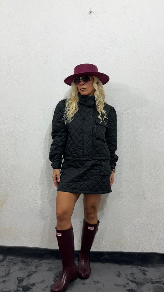 Siyah Kapitone Paraşüt Kumaş Etek Ceket Takım