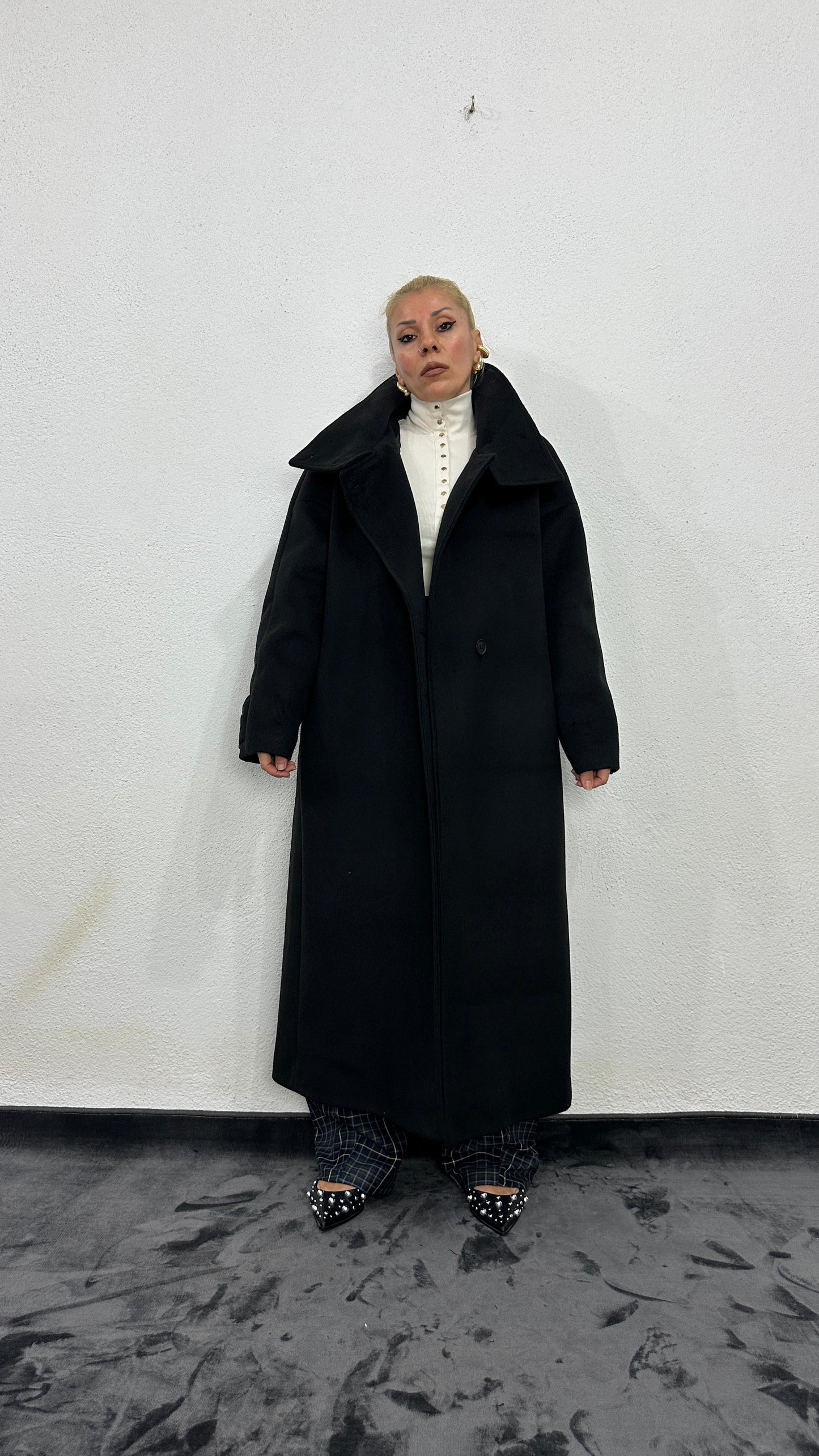 NuNu By Siyah Dik Yaka Oversize Kaşe Kaban