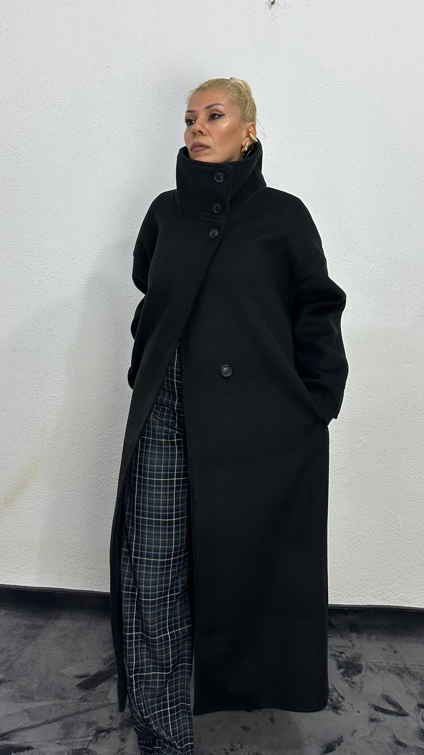 NuNu By Siyah Dik Yaka Oversize Kaşe Kaban