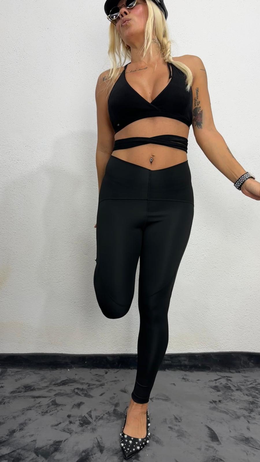 NuNu By CurveLift Yüksek Bel Siyah Tayt