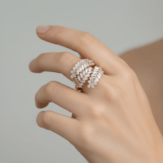 Xuping Rose Gold Yaprak Baget Taş Numaralı Yüzük